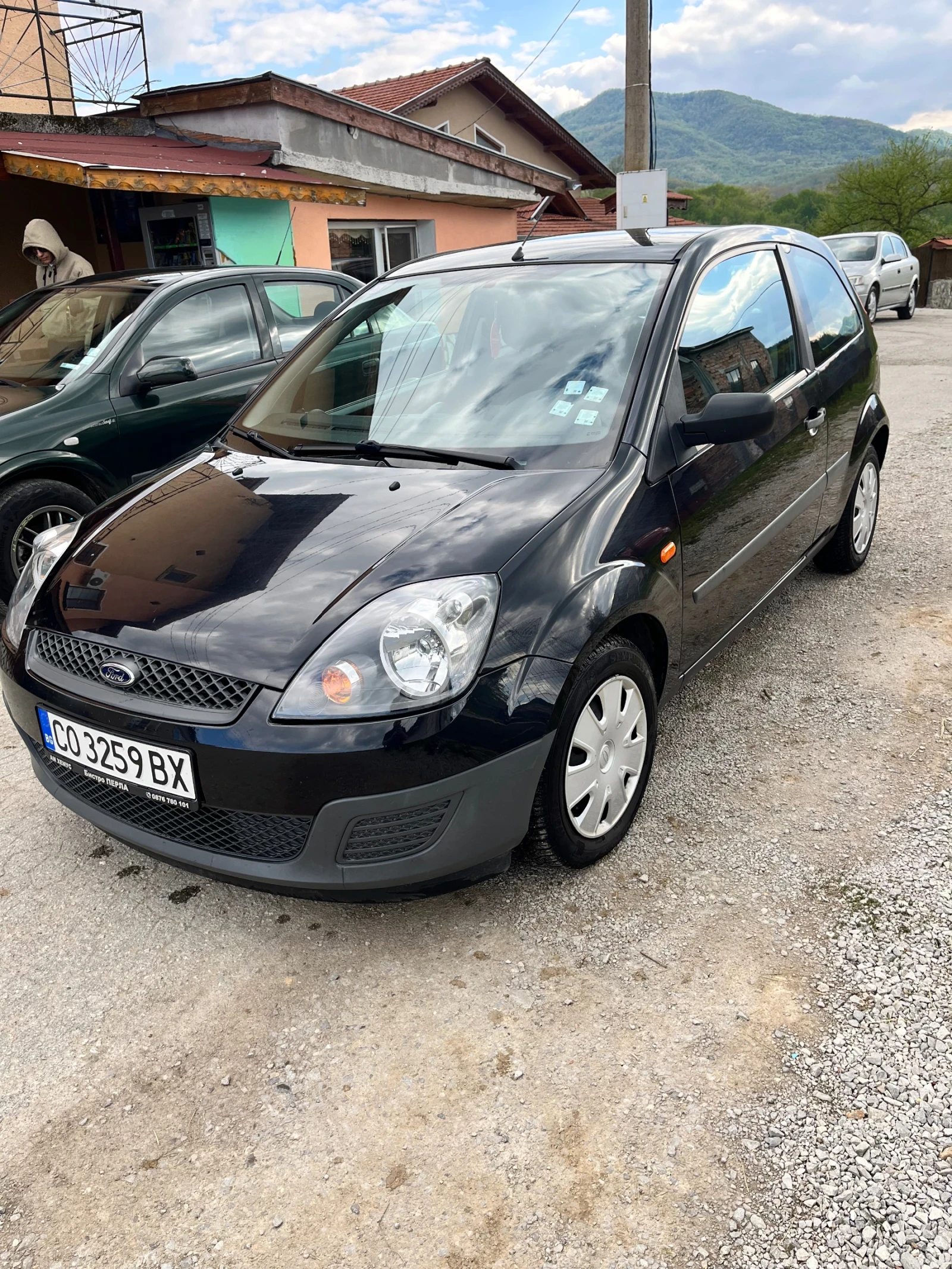 Ford Fiesta 1.3 Бензин Верига, снимка 5 - Автомобили и джипове - 54401170