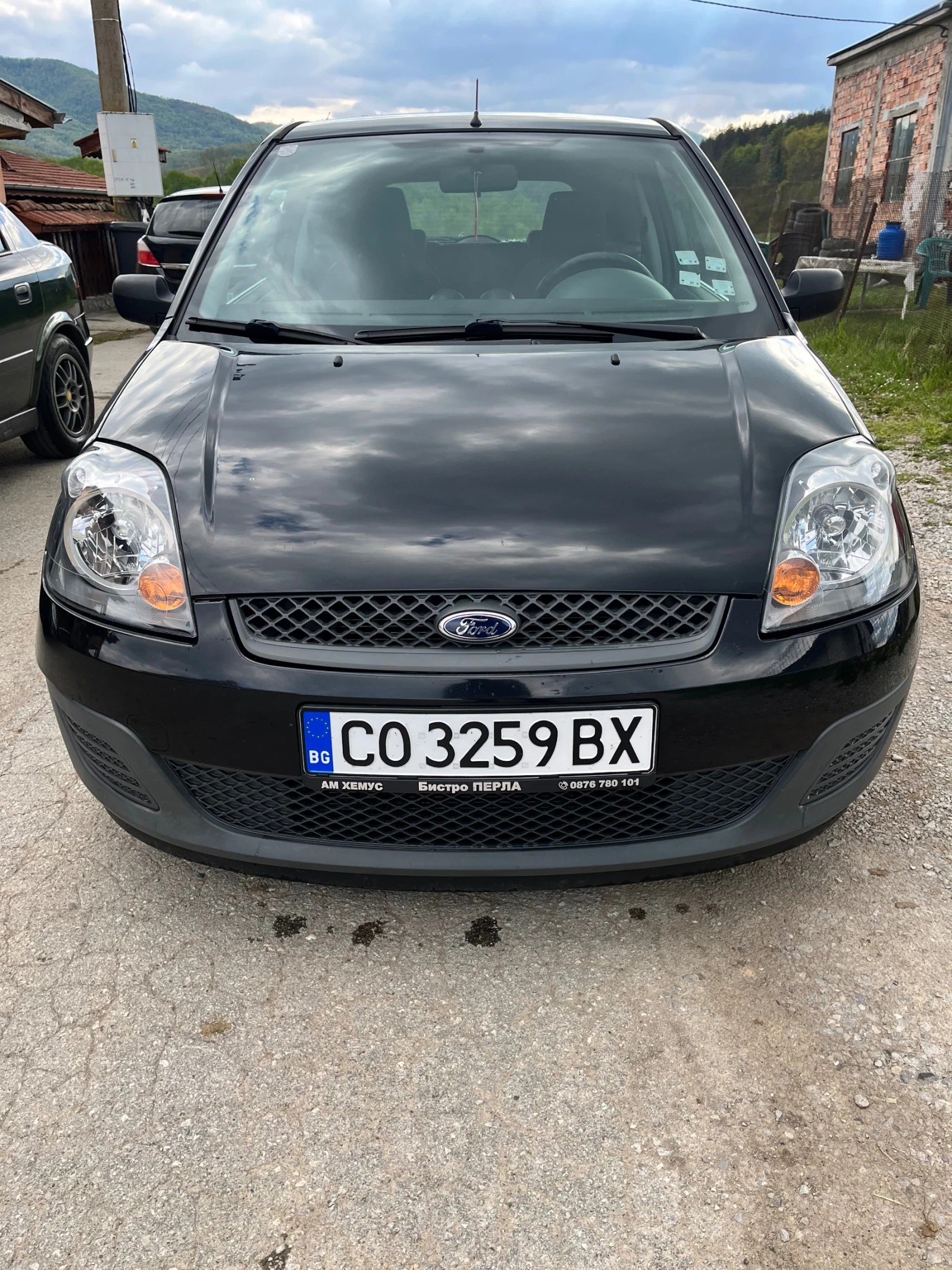 Ford Fiesta 1.3 Бензин Верига, снимка 8 - Автомобили и джипове - 54401170