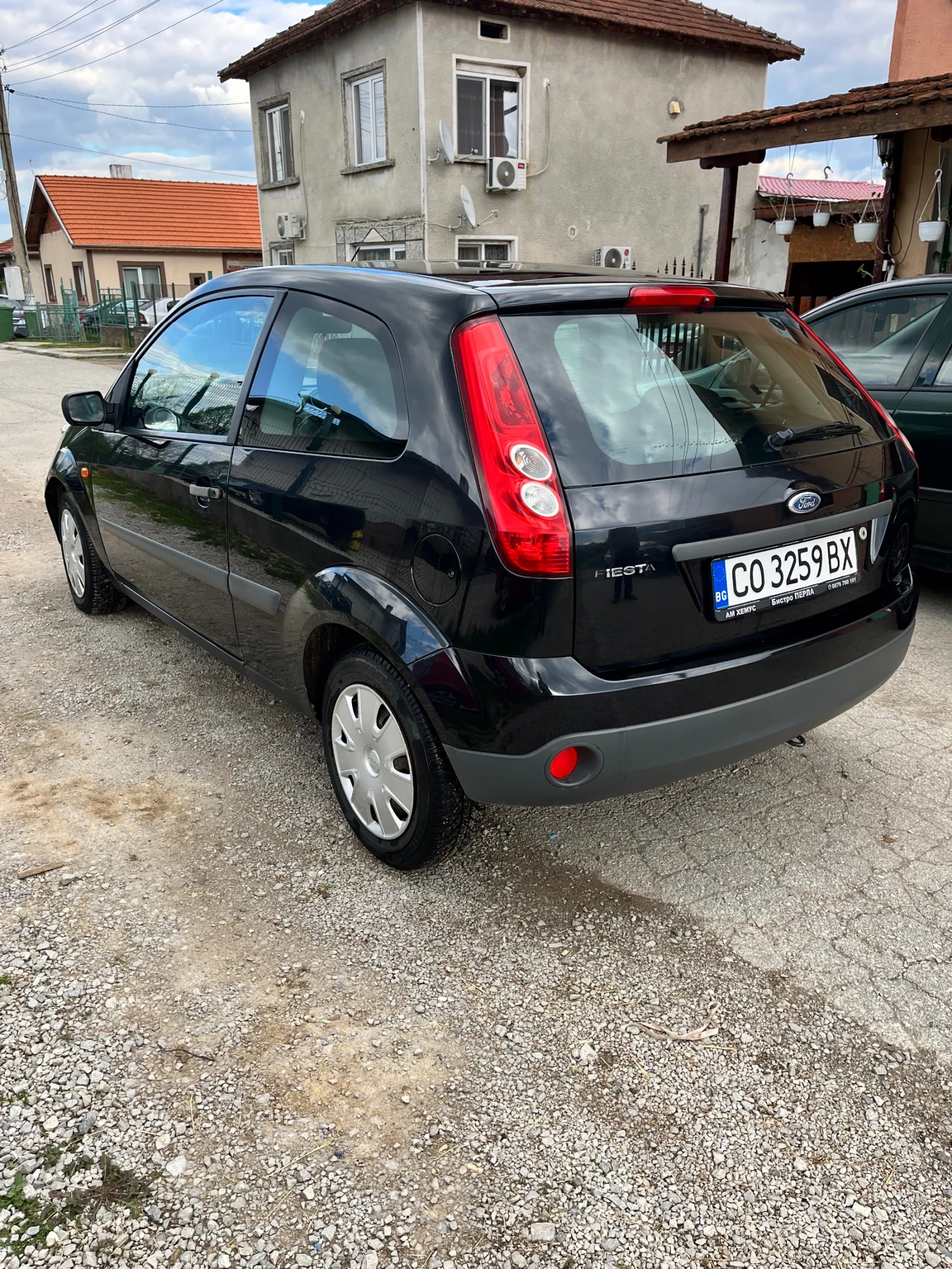 Ford Fiesta 1.3 Бензин Верига, снимка 4 - Автомобили и джипове - 54401170