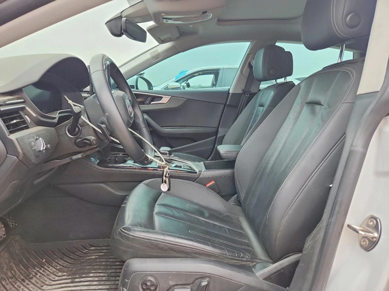 Audi A5 2.0l Premium Plus 40, снимка 7 - Автомобили и джипове - 54416955