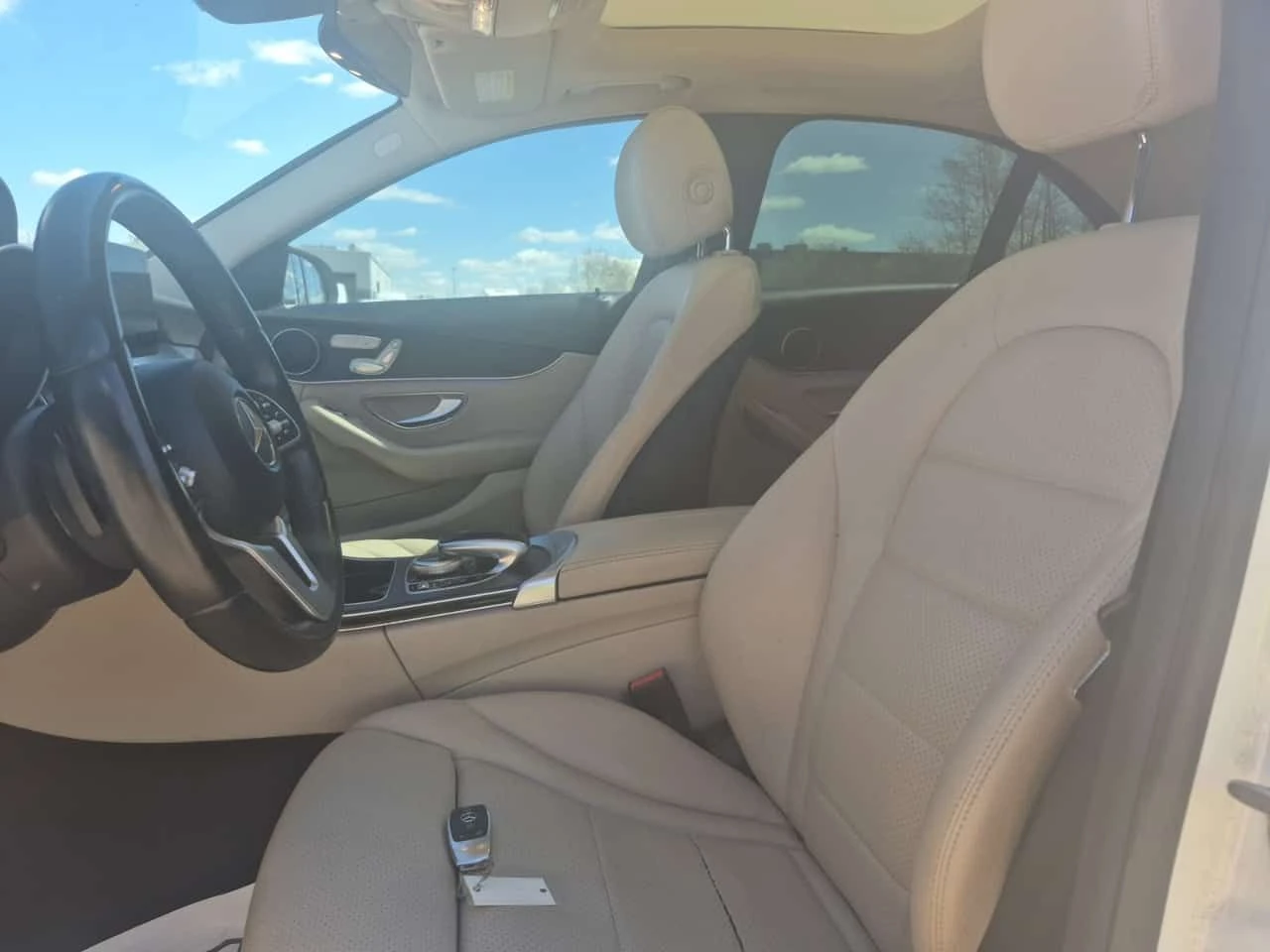 Mercedes-Benz C 300 АМГ ПАКЕТ/CARFAX/ПОДГРЕВ/ПАНОРАМА/ПАМЕТ, снимка 7 - Автомобили и джипове - 54445484
