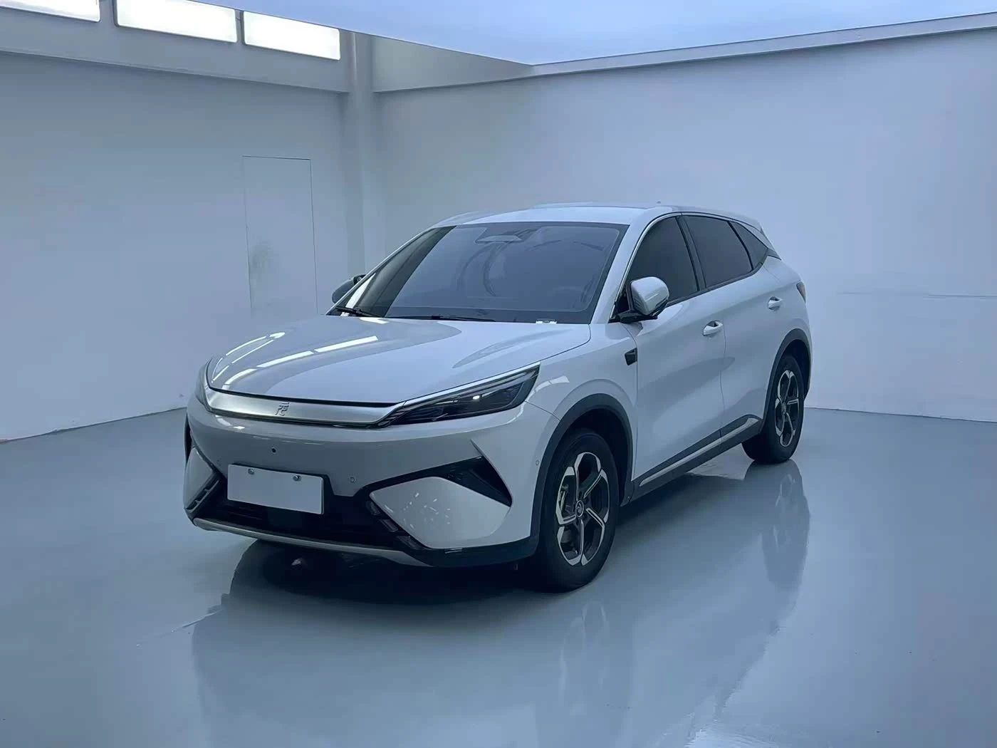 BYD Atto3 Glory Edition 510 km autogeorge.com, снимка 3 - Автомобили и джипове - 54594361