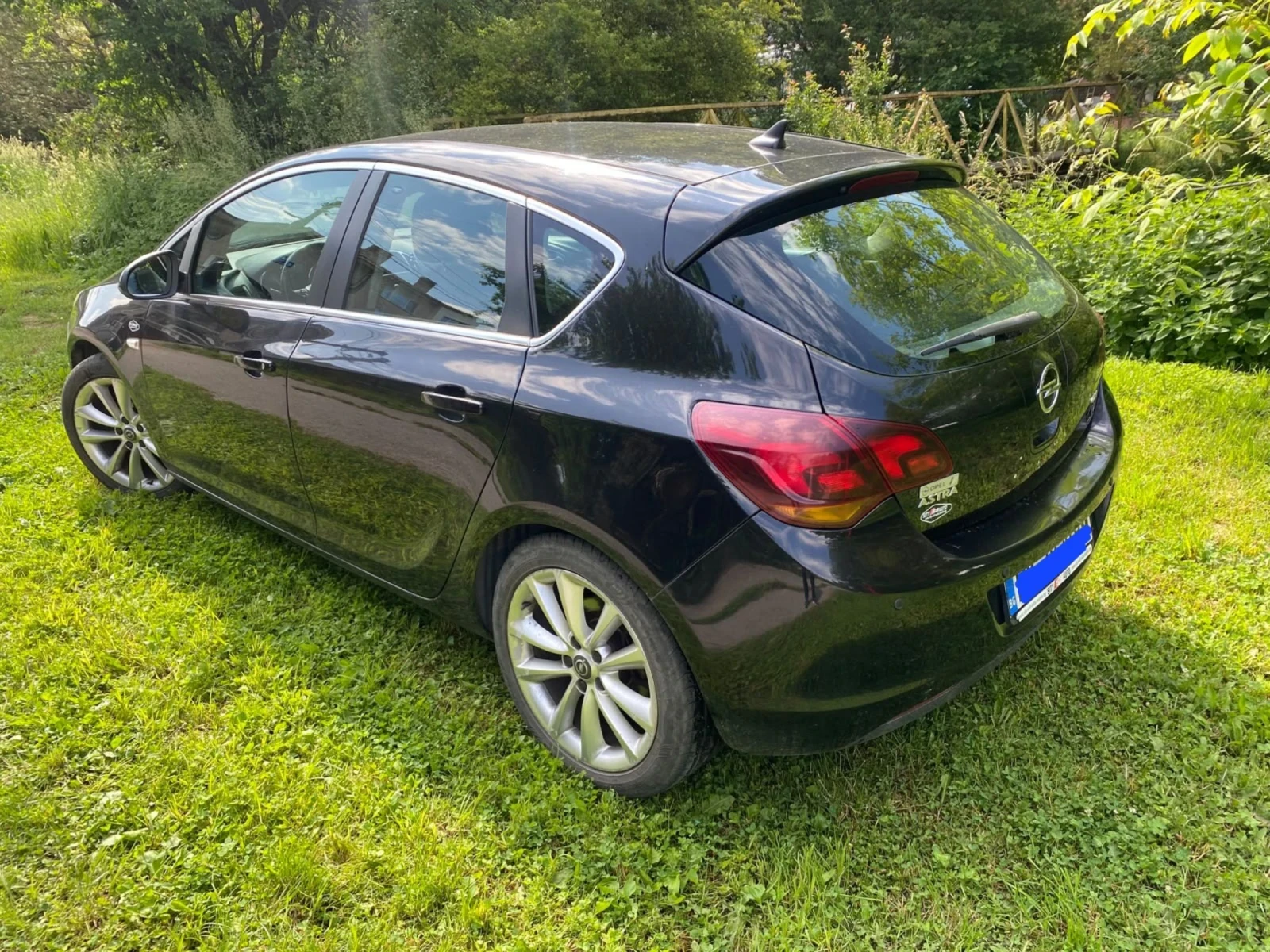 Opel Astra 1.7 CDTI Cosmo, снимка 3 - Автомобили и джипове - 54832483