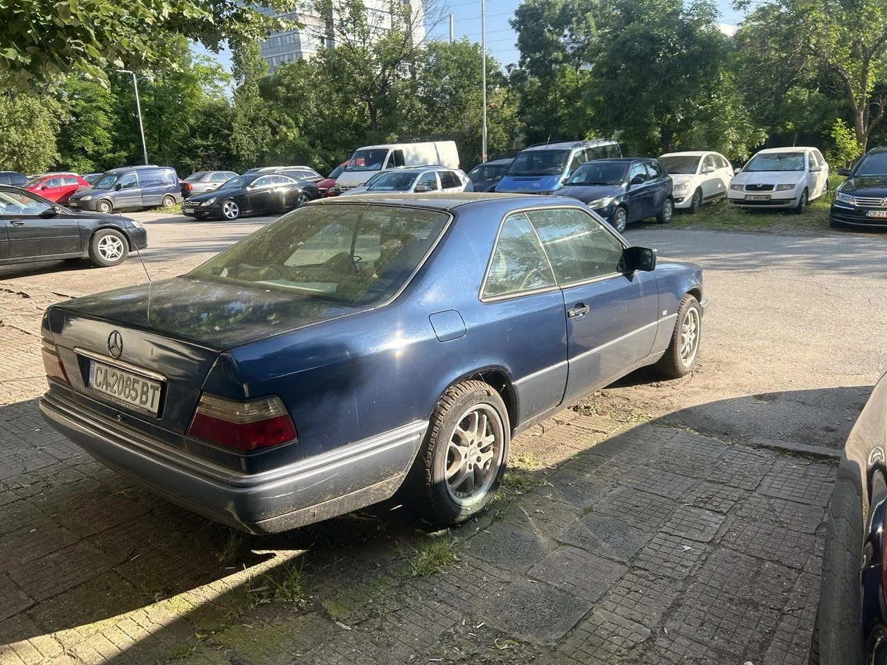 Mercedes-Benz 124, снимка 2 - Автомобили и джипове - 54873712