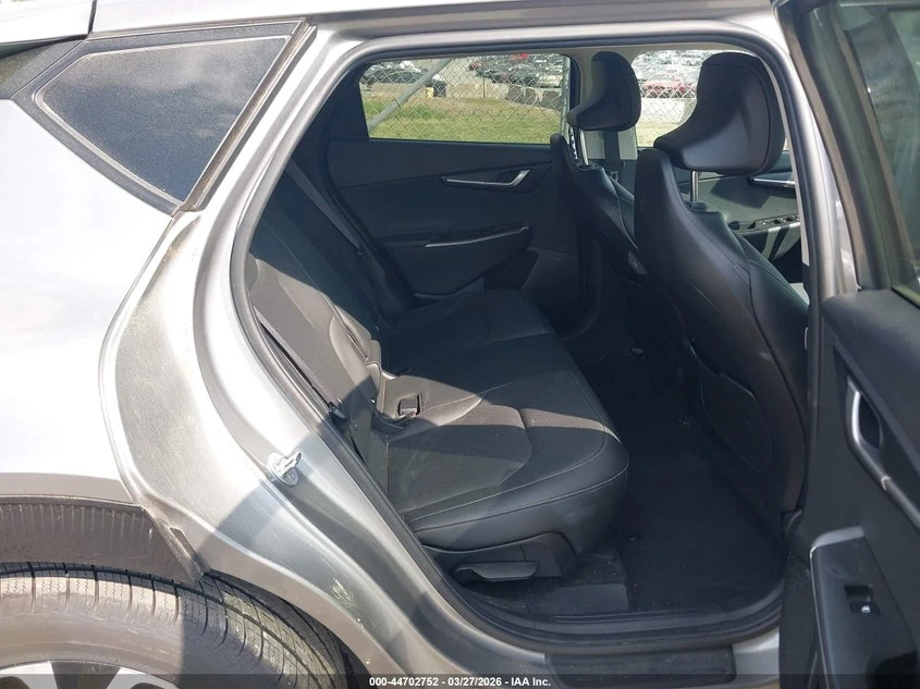 Kia EV6 Wind, снимка 8 - Автомобили и джипове - 54906591