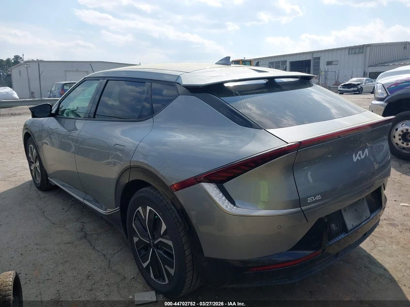 Kia EV6 Wind, снимка 3 - Автомобили и джипове - 54906591