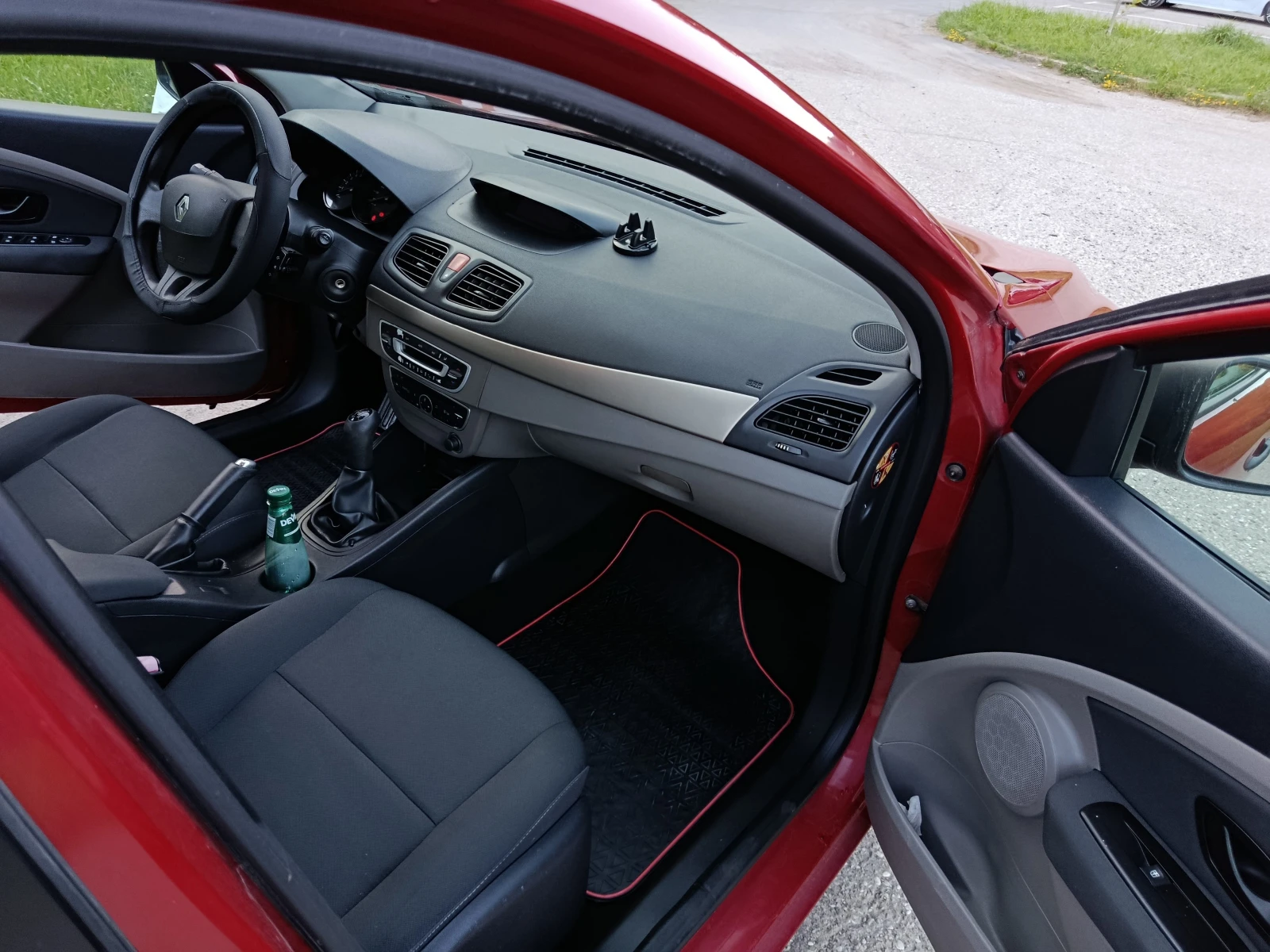 Renault Megane, снимка 12 - Автомобили и джипове - 55147637