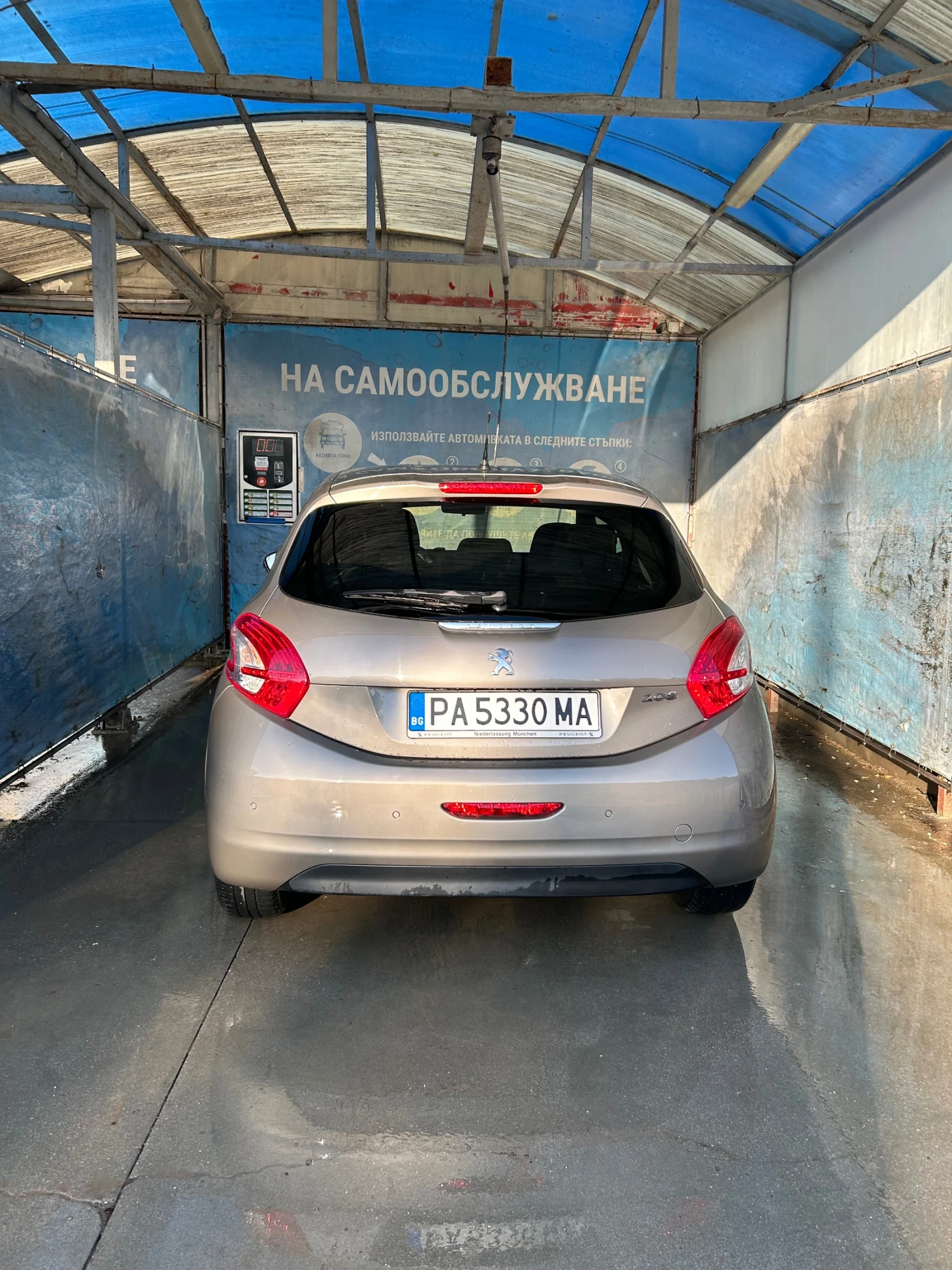 Peugeot 208, снимка 5 - Автомобили и джипове - 55423503
