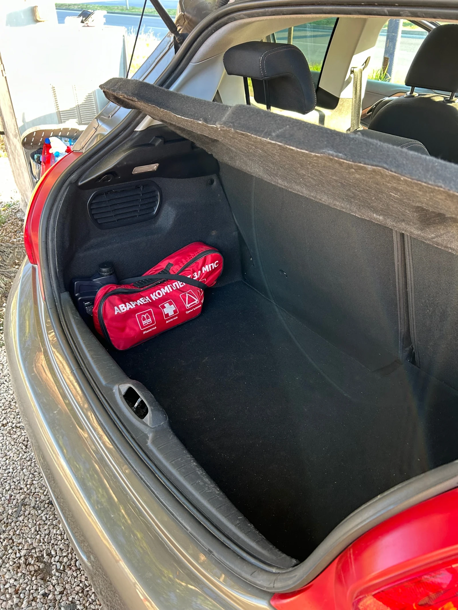 Peugeot 208, снимка 9 - Автомобили и джипове - 55423503