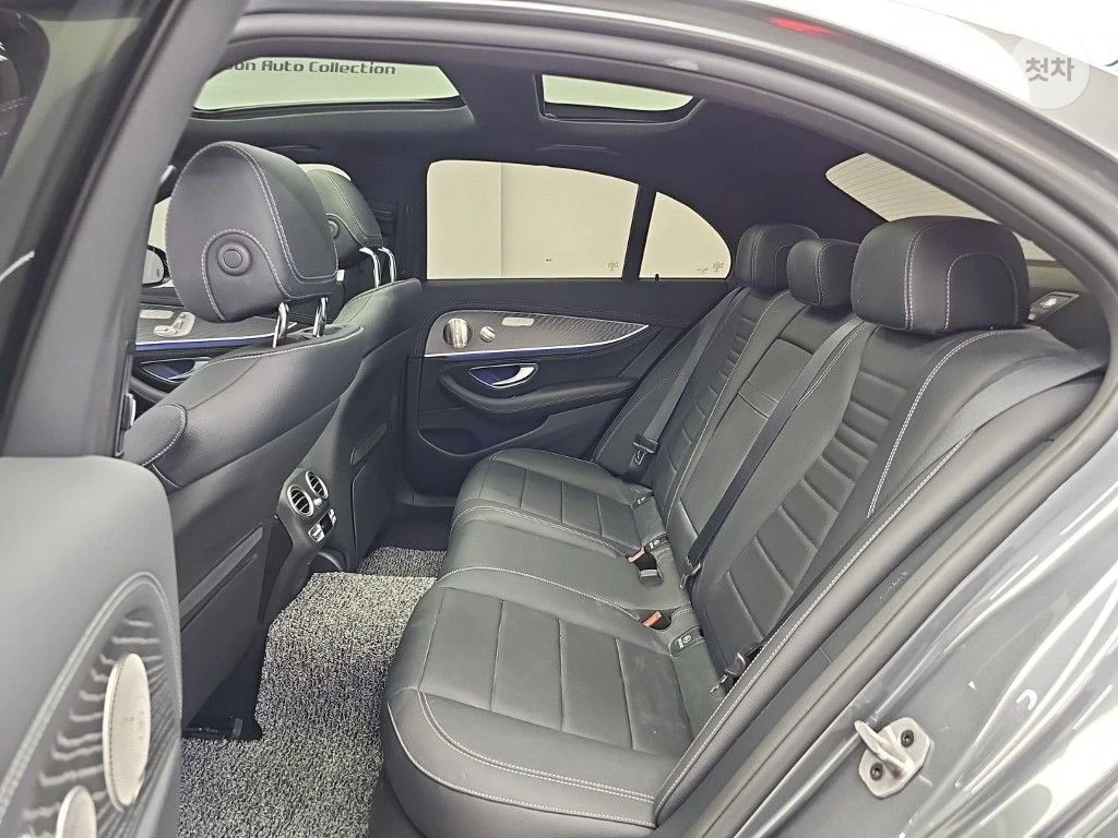 Mercedes-Benz E 350 4MATIC AMG LINE HEAD UP 360CAM BURMESTER, снимка 12 - Автомобили и джипове - 55554762