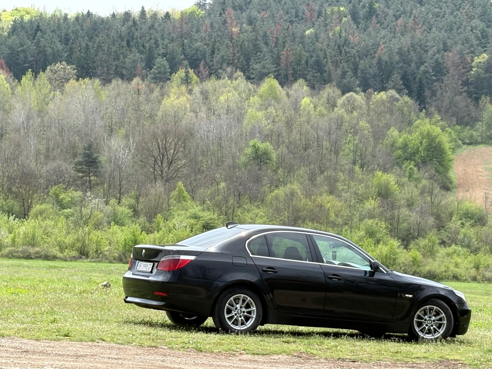 BMW 520 2.0i 170 hp, снимка 2 - Автомобили и джипове - 55702120
