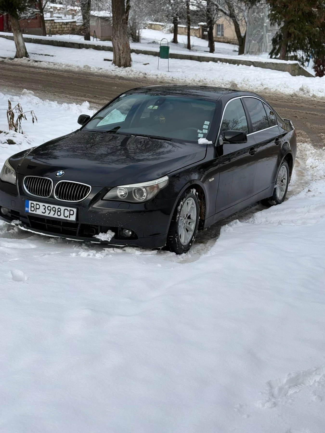 BMW 520 2.0i 170 hp, снимка 12 - Автомобили и джипове - 55702120