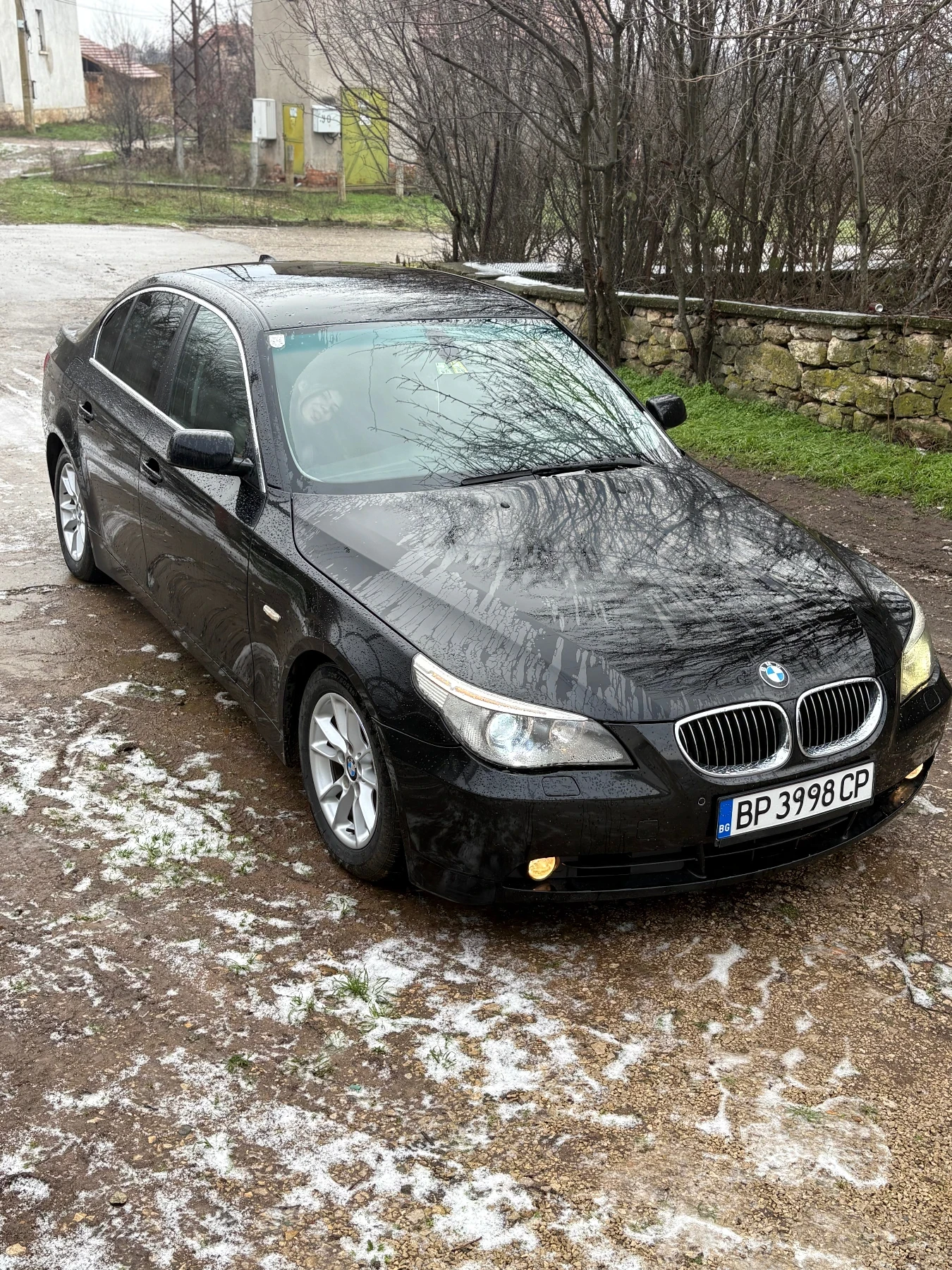 BMW 520 2.0i 170 hp, снимка 11 - Автомобили и джипове - 55702120