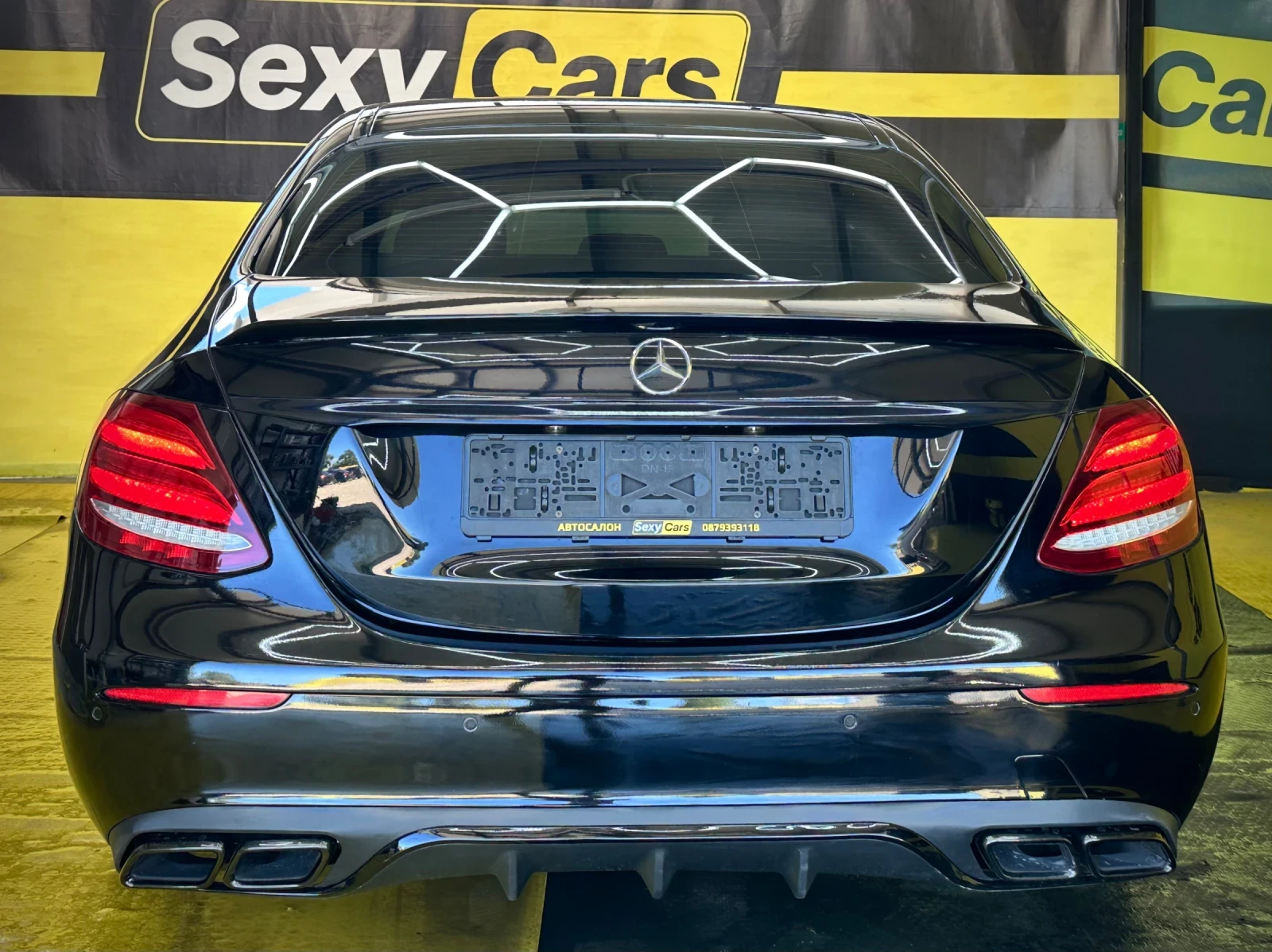 Mercedes-Benz E 220 AMG/DIGITAL, снимка 5 - Автомобили и джипове - 55954441