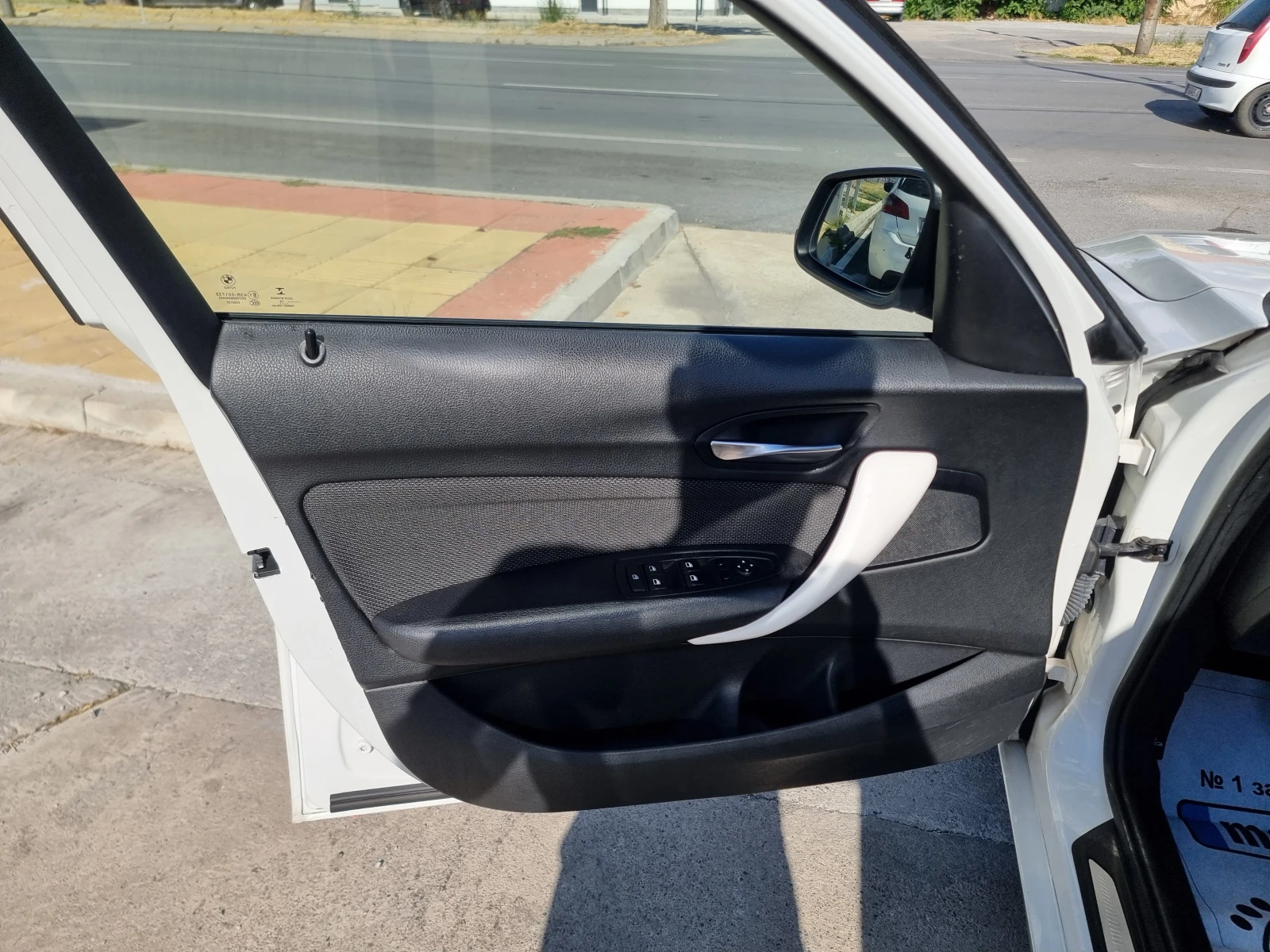 BMW 116 1.5d-Navi-Euro-6B-6sk, снимка 12 - Автомобили и джипове - 56071148