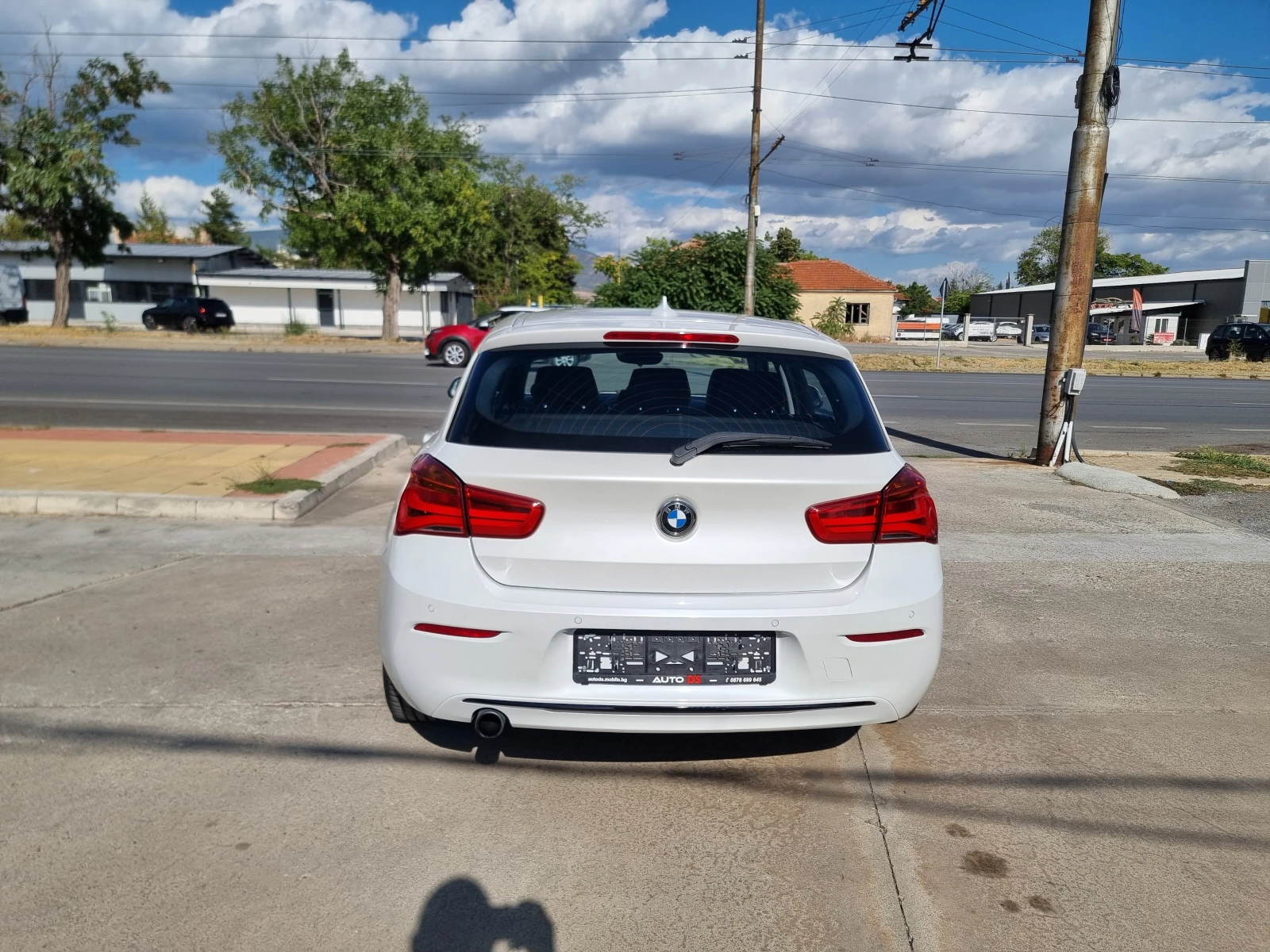 BMW 116 1.5d-Navi-Euro-6B-6sk, снимка 6 - Автомобили и джипове - 56071148