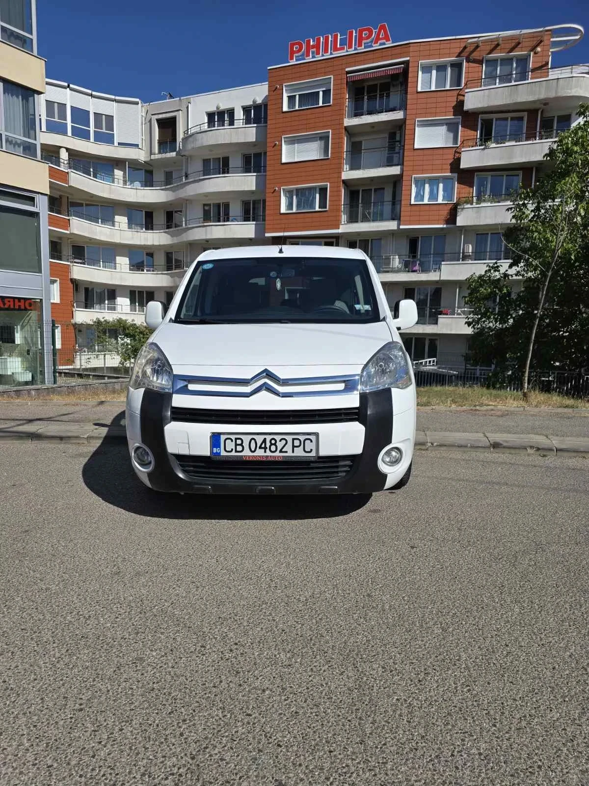 Citroen Berlingo 1.6HDI Multispace, снимка 10 - Автомобили и джипове - 56185757