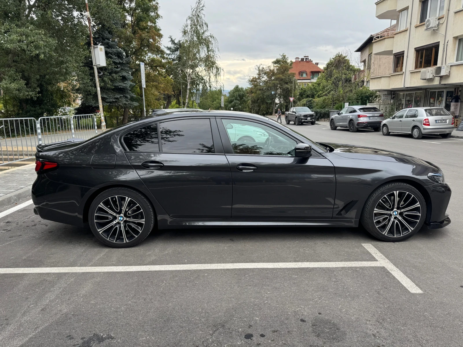 BMW 520, снимка 6 - Автомобили и джипове - 56224167