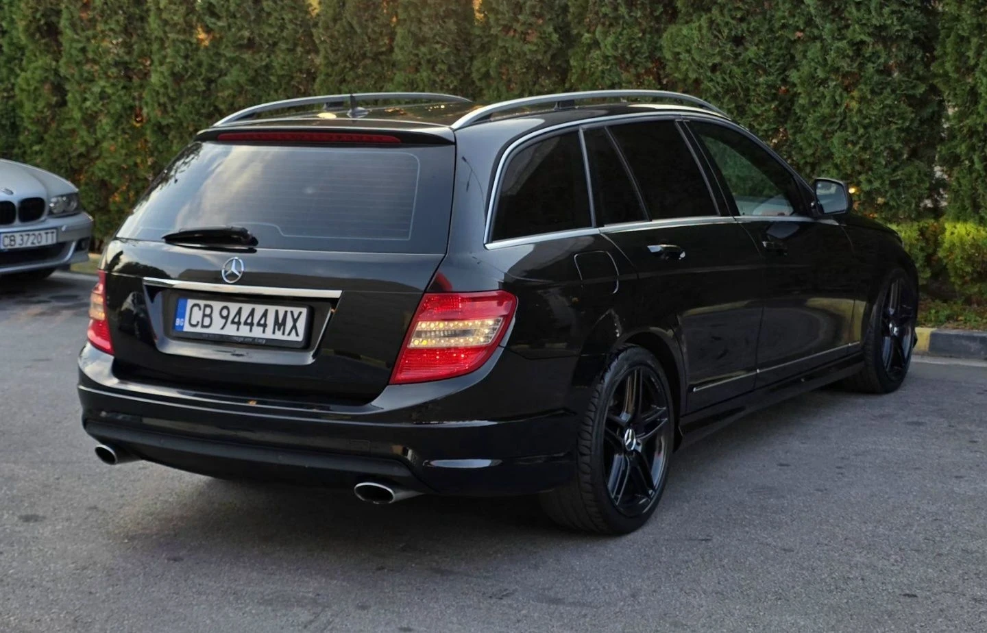 Mercedes-Benz C 320 AMG/4-MATIC, снимка 3 - Автомобили и джипове - 56630332
