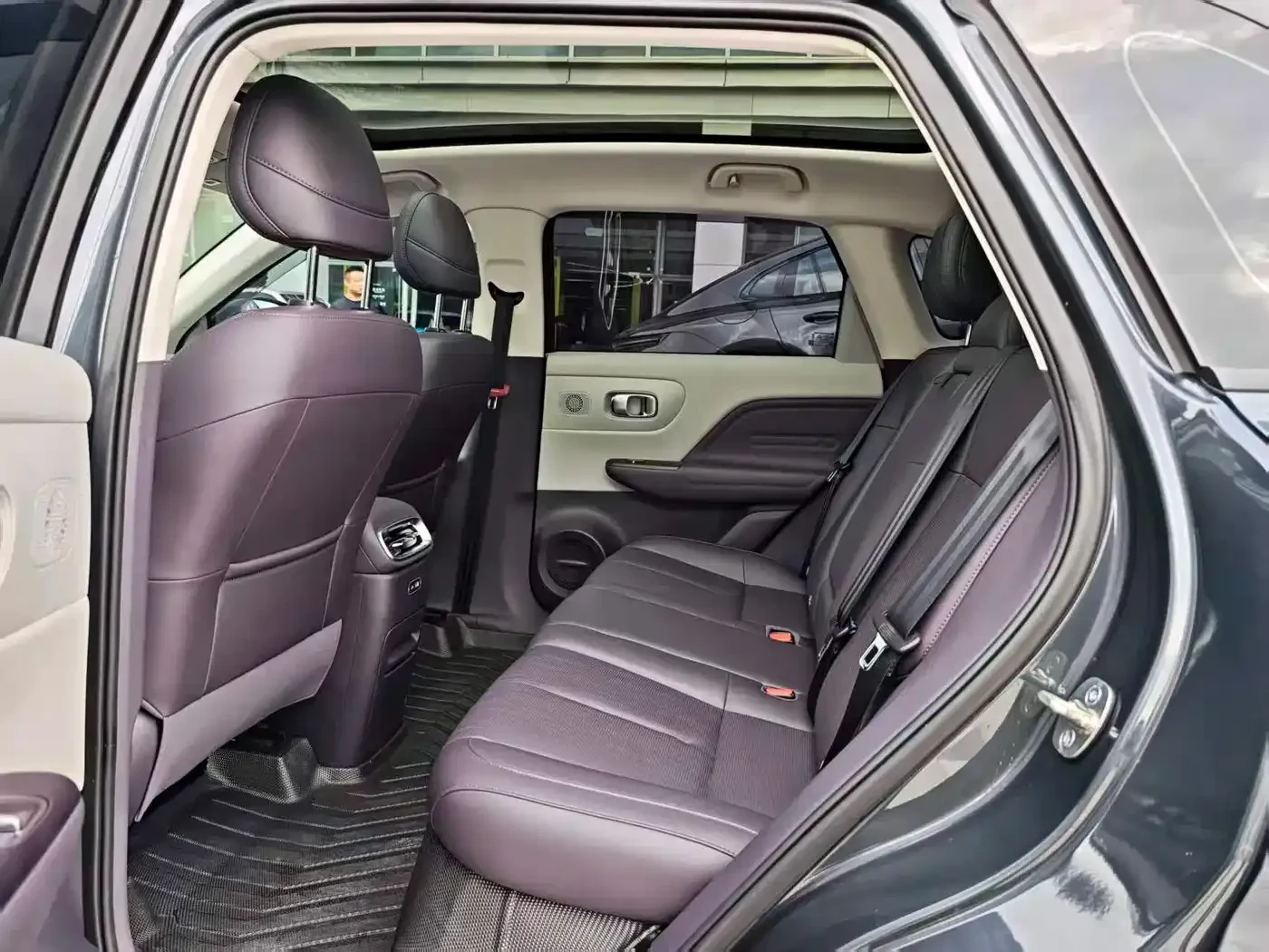 Leapmotor B10 600 Joy Edition, снимка 6 - Автомобили и джипове - 56722549