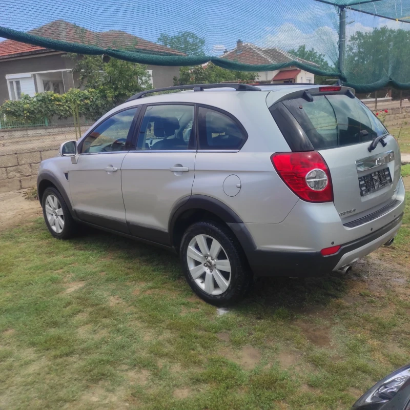 Chevrolet Captiva 2.0 d 4x4, снимка 13 - Автомобили и джипове - 46959609