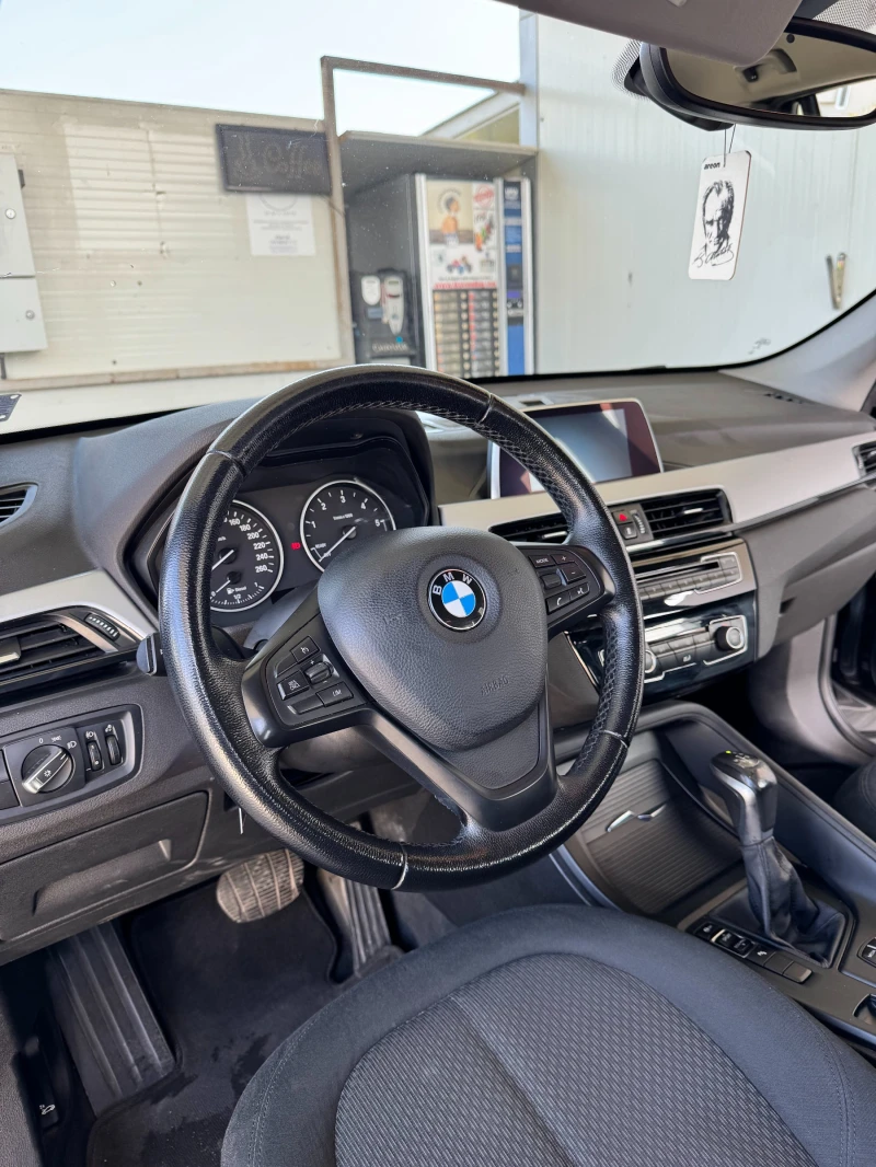 BMW X1, снимка 11 - Автомобили и джипове - 47923040