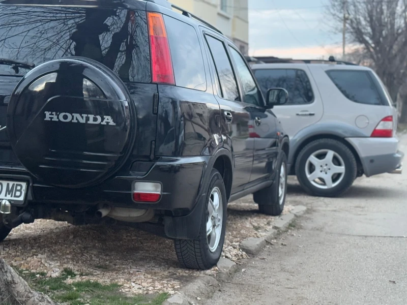 Honda Cr-v, снимка 3 - Автомобили и джипове - 48999416