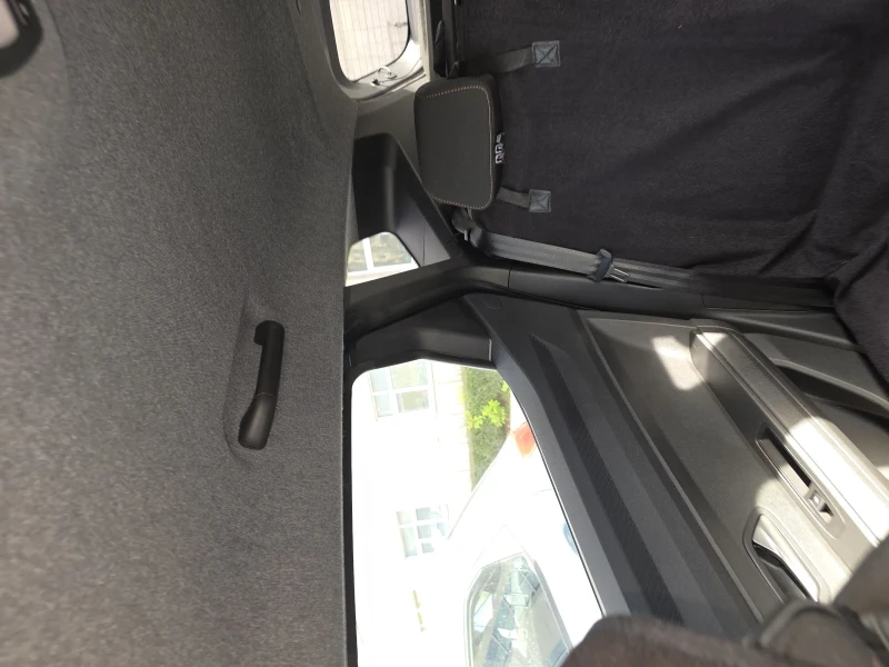 Dacia Duster 1.2 Tce 4x4 Extreme, снимка 5 - Автомобили и джипове - 52612381