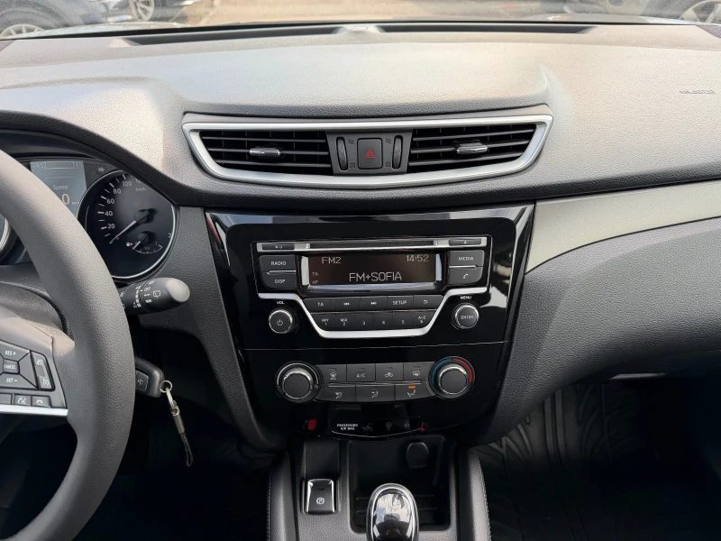 Nissan Qashqai Facelift 1.3 DIG-T DCT Led Euro6d, снимка 12 - Автомобили и джипове - 53562979