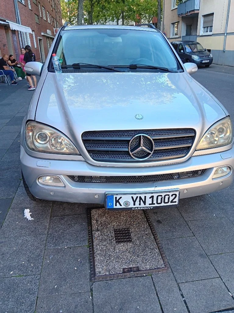 Mercedes-Benz ML 270, снимка 10 - Автомобили и джипове - 48266216