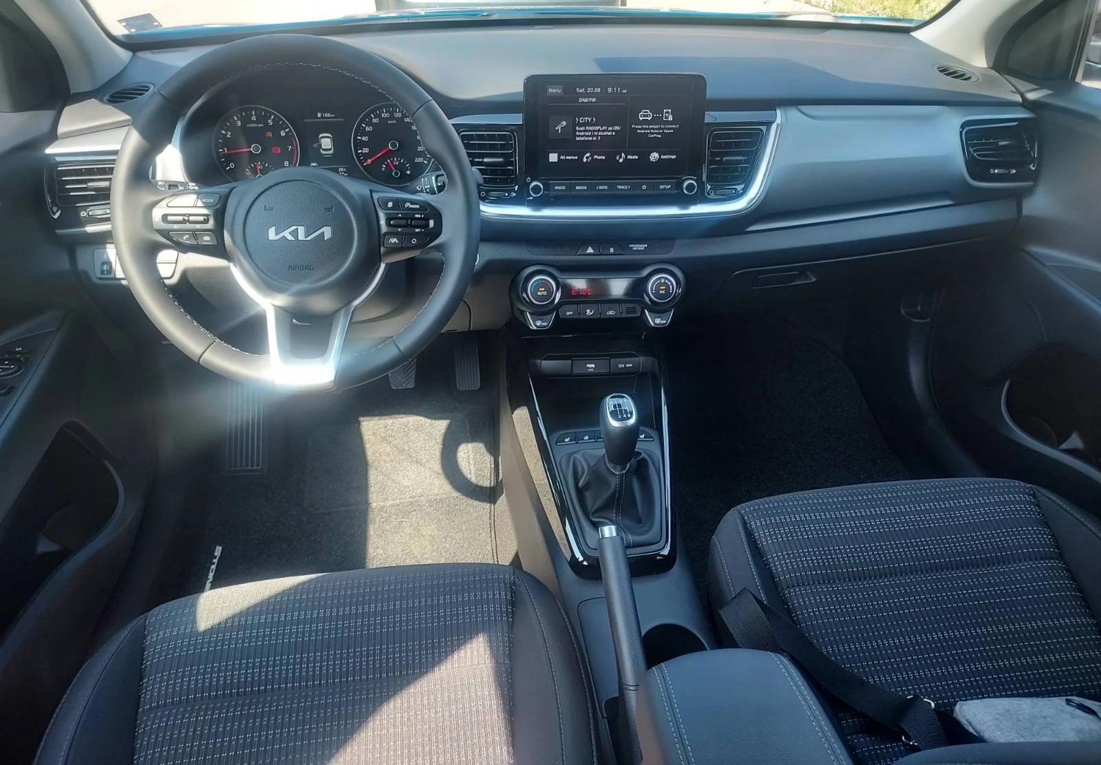 Kia Stonic 1.0 - изображение 5