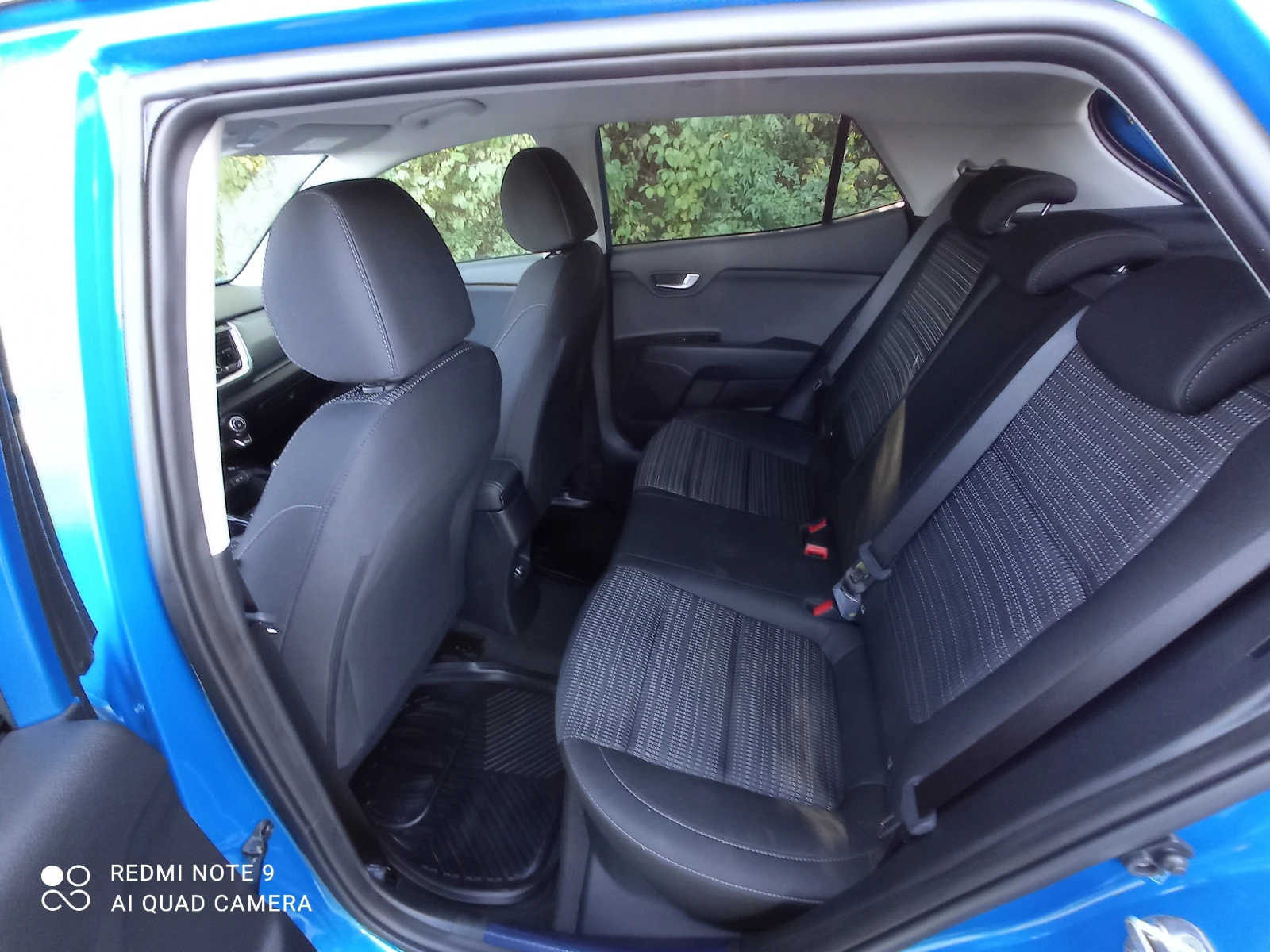 Kia Stonic 1.0 - изображение 7
