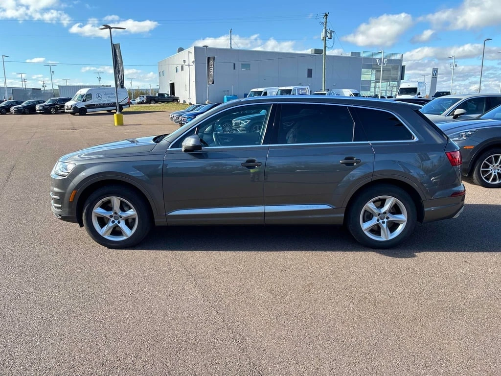 Audi Q7 * Komfort * CARFAX * БЕЗ ПЪРВОНАЧАЛНА ВНОСКА - изображение 2