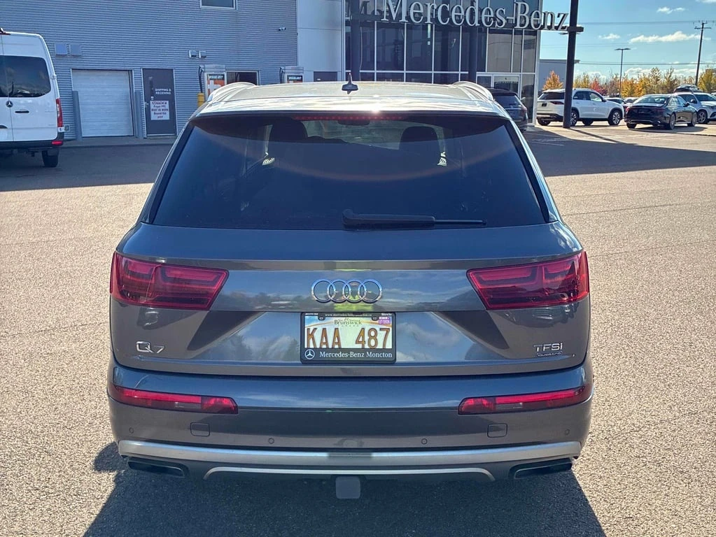 Audi Q7 * Komfort * CARFAX * БЕЗ ПЪРВОНАЧАЛНА ВНОСКА - изображение 4