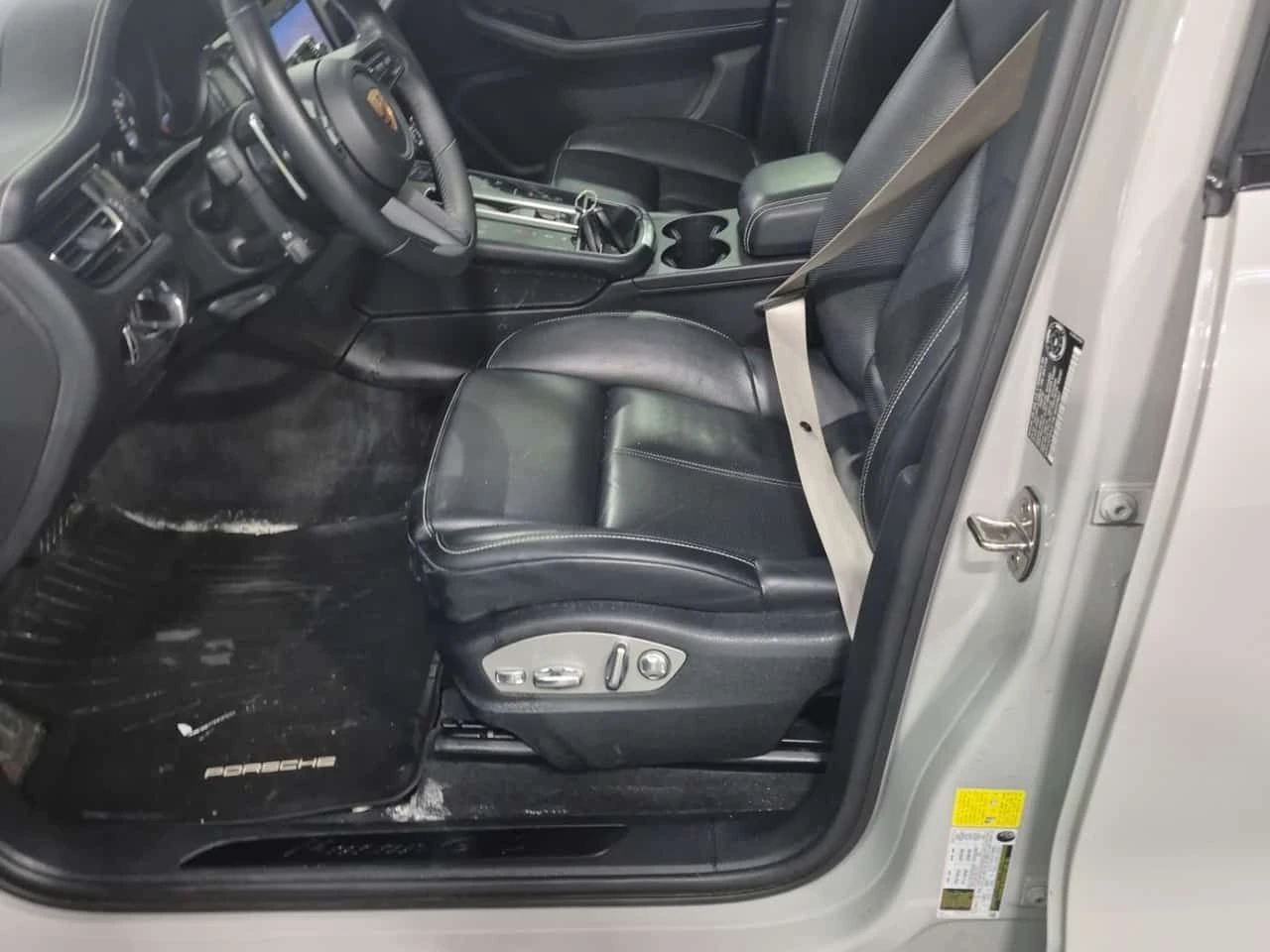 Porsche Macan GTS * CARFAX * Един собственик * Без инциденти *  - изображение 10