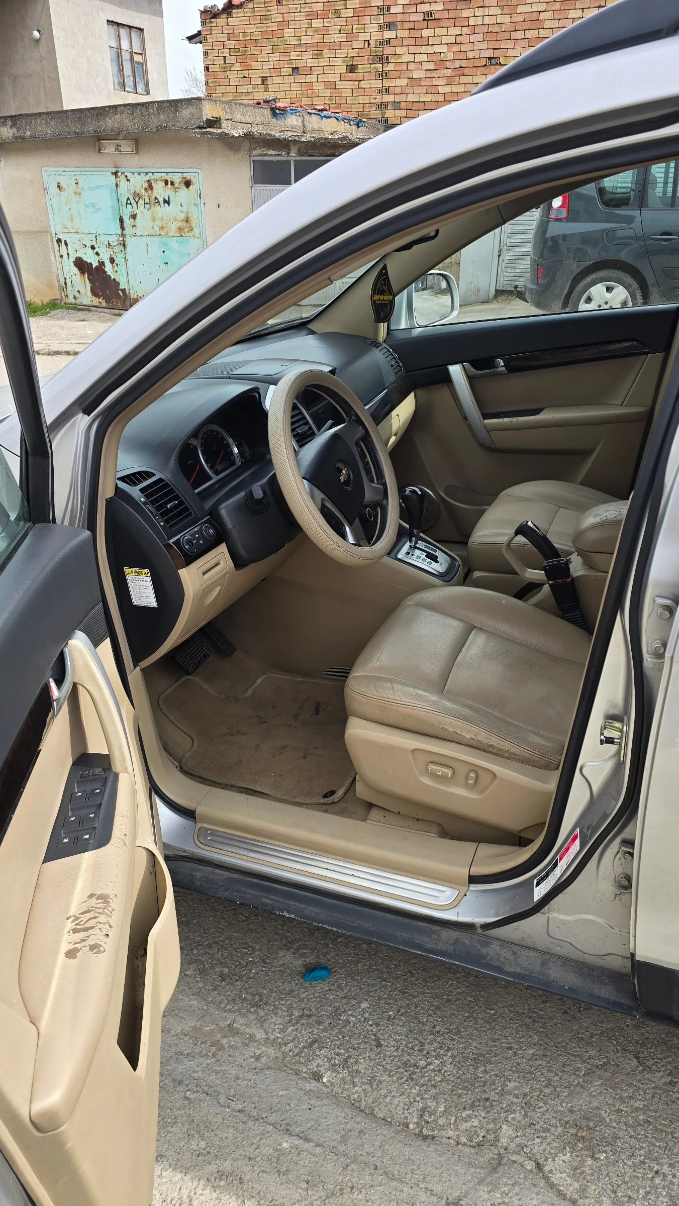 Chevrolet Captiva, снимка 11 - Автомобили и джипове - 53995765