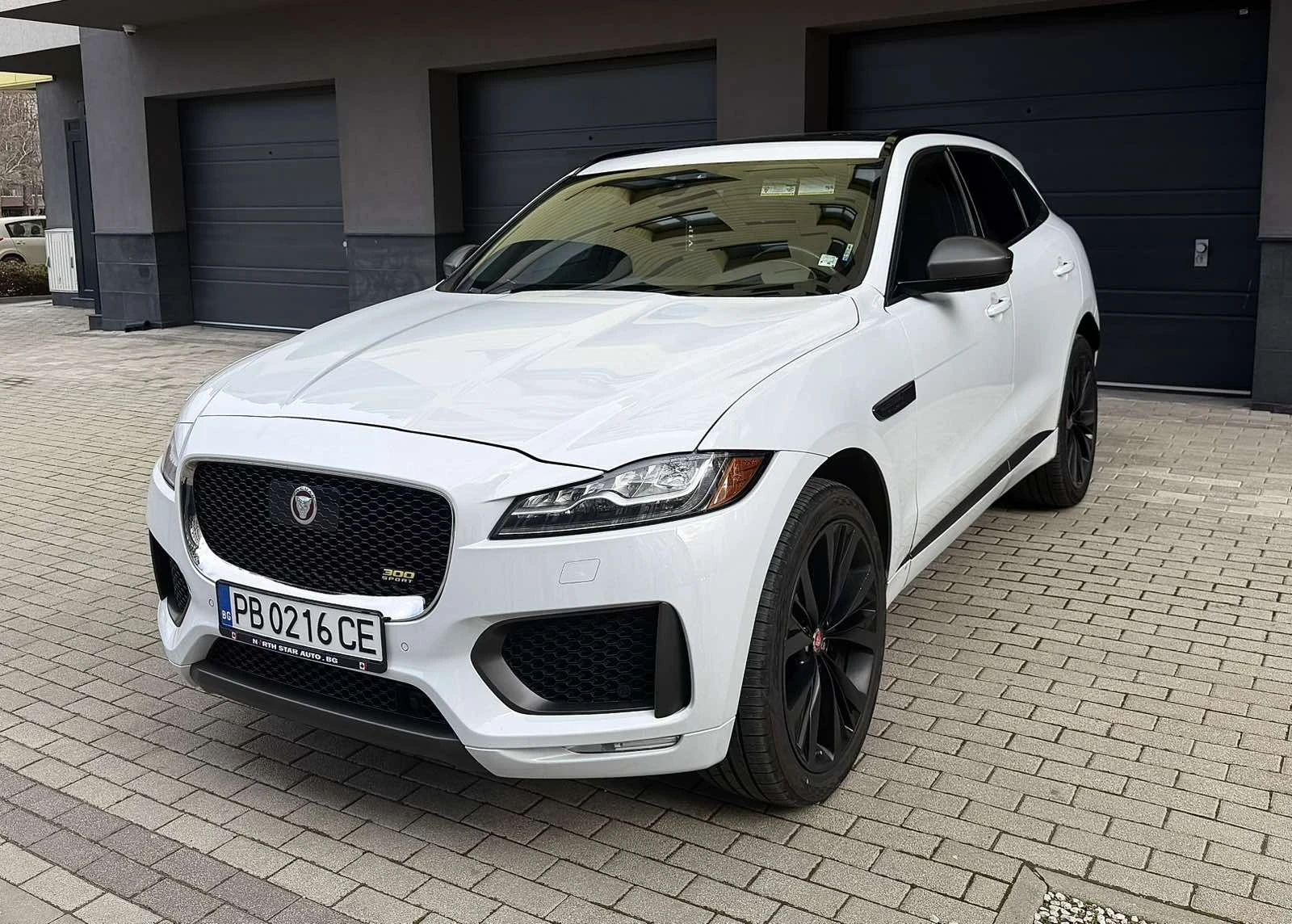 Jaguar F-PACE 300 sport/ лизинг/ всички екстри/ 