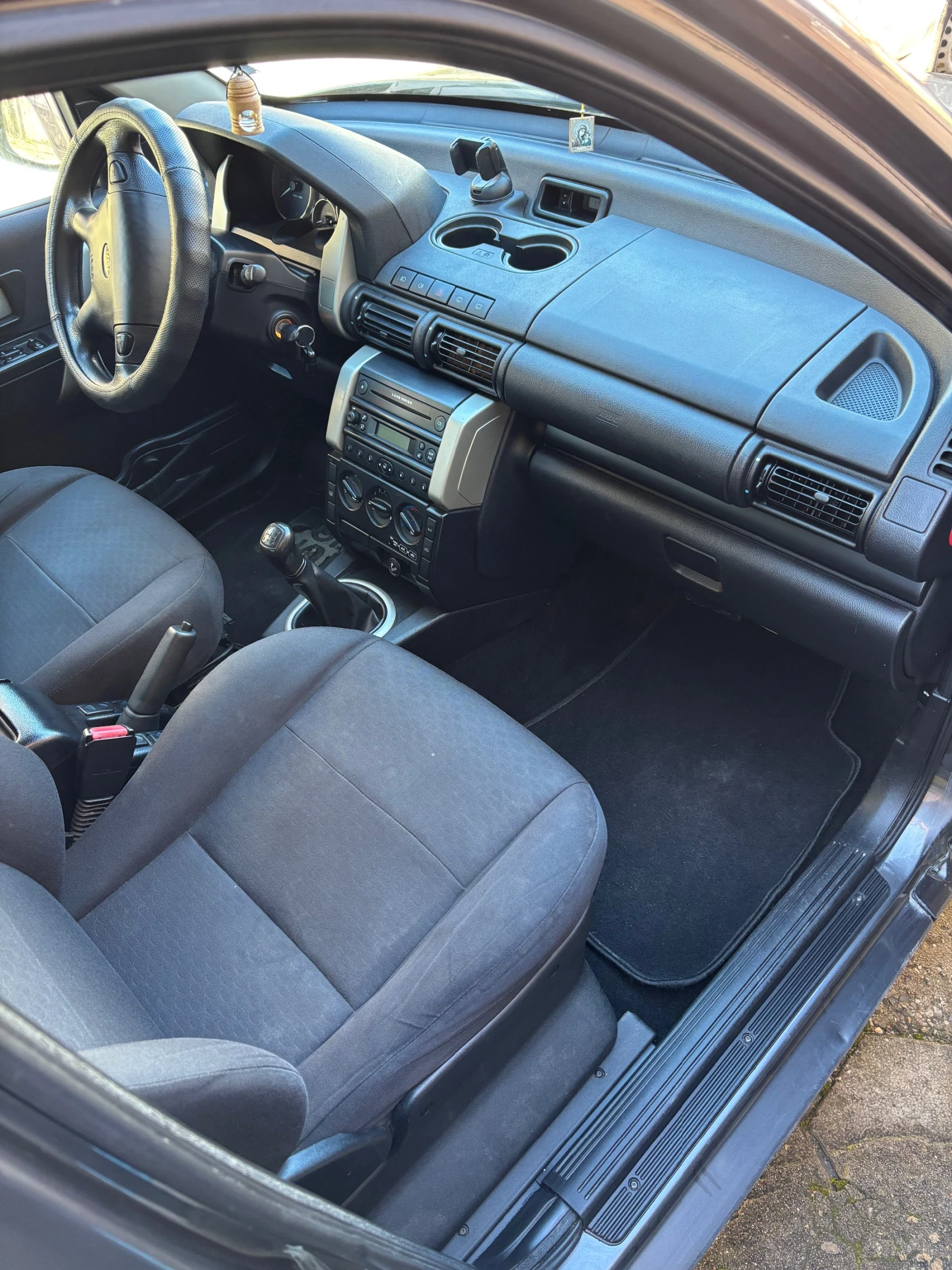 Land Rover Freelander, снимка 9 - Автомобили и джипове - 54631426