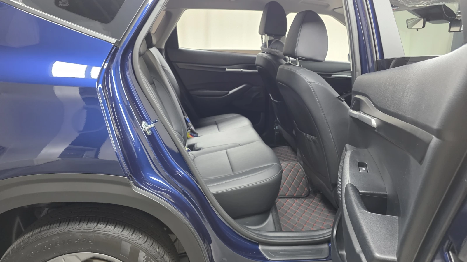 Kia Seltos Gasoline 1.6 Turbo 4WD Trendy autogeorge.com, снимка 15 - Автомобили и джипове - 56137499
