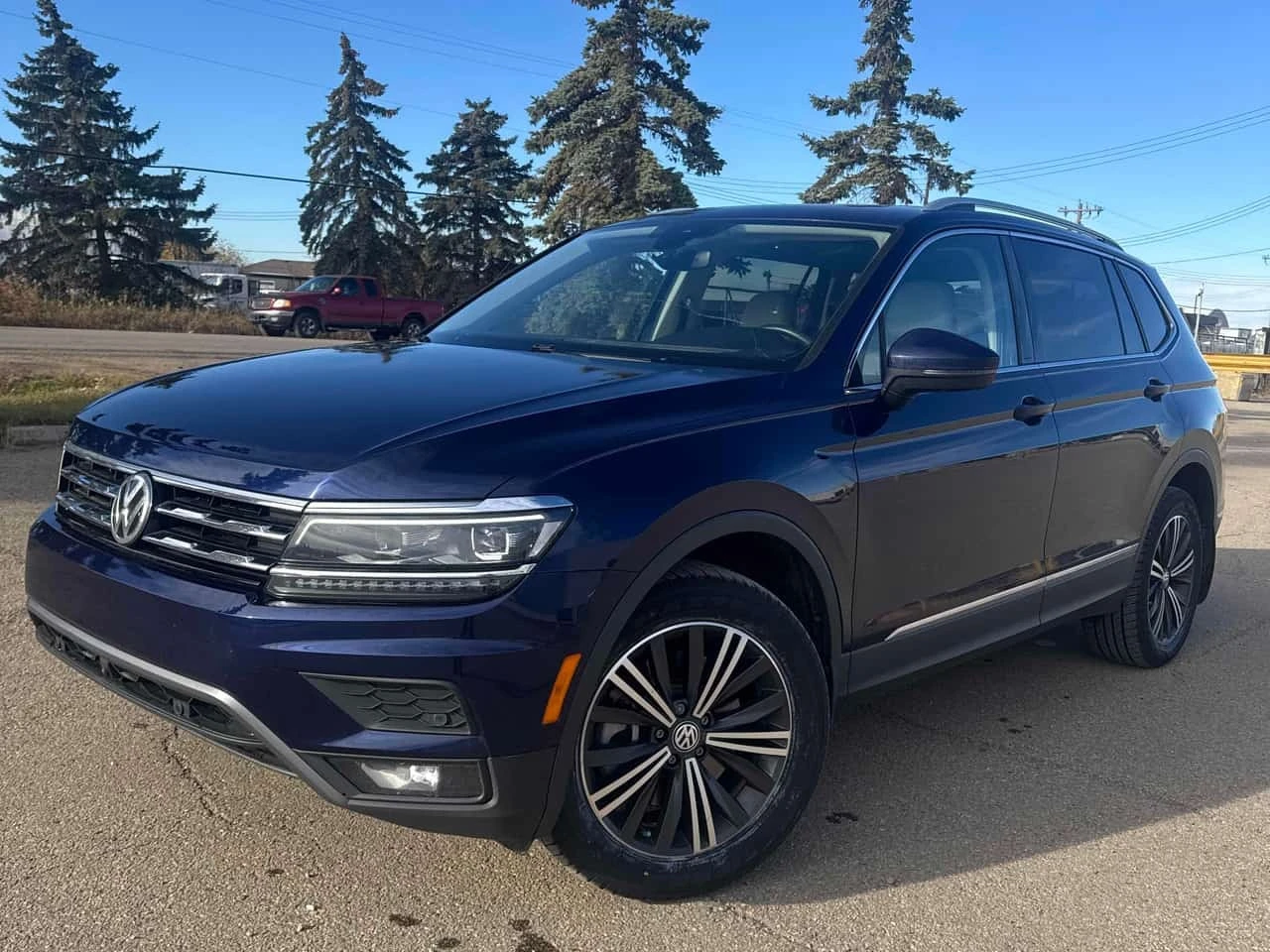 VW Tiguan Highline/CARFAX/Подгрев/Панорама/КЛИП