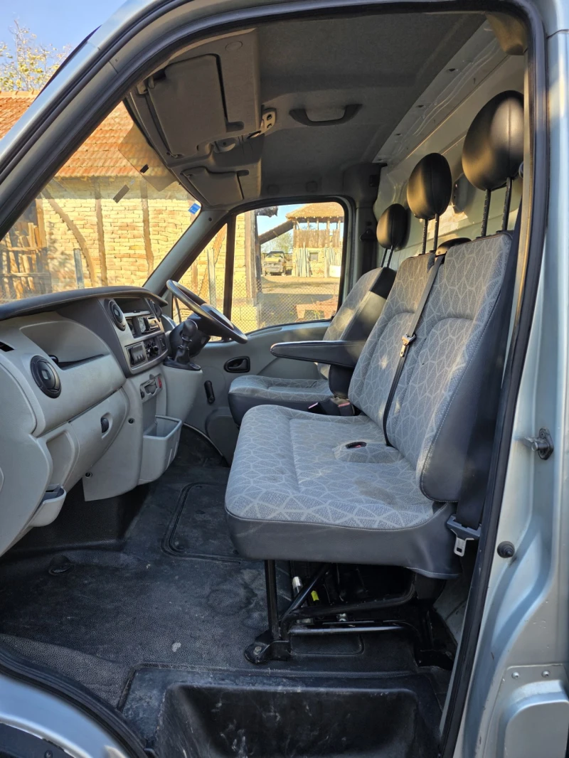 Renault Master товарен, снимка 8 - Бусове и автобуси - 52577075