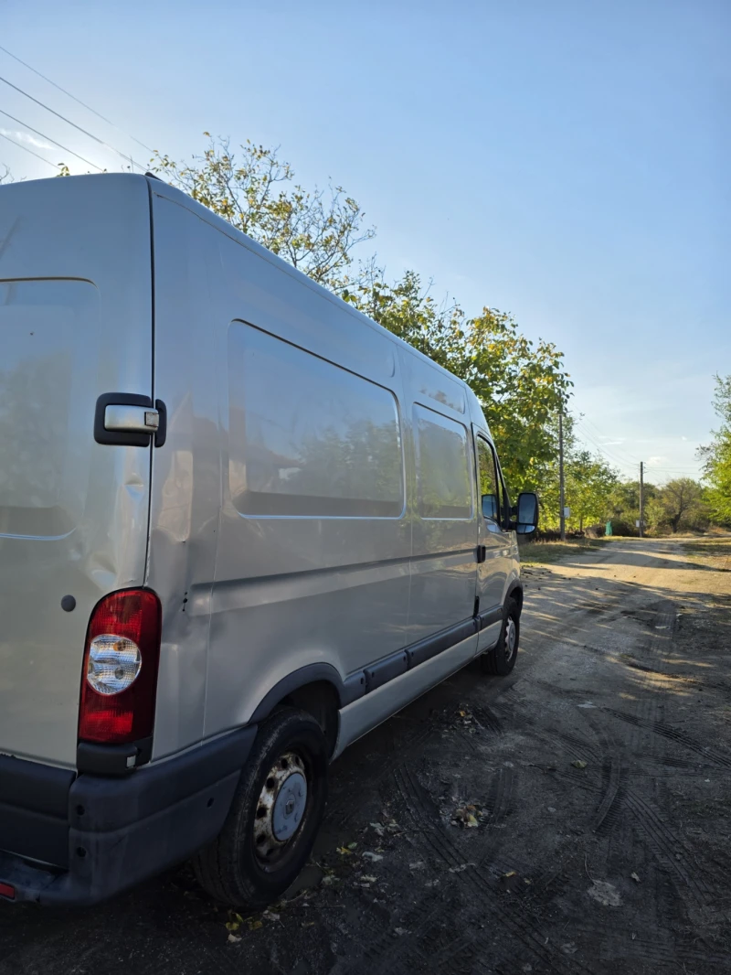 Renault Master товарен, снимка 3 - Бусове и автобуси - 52577075