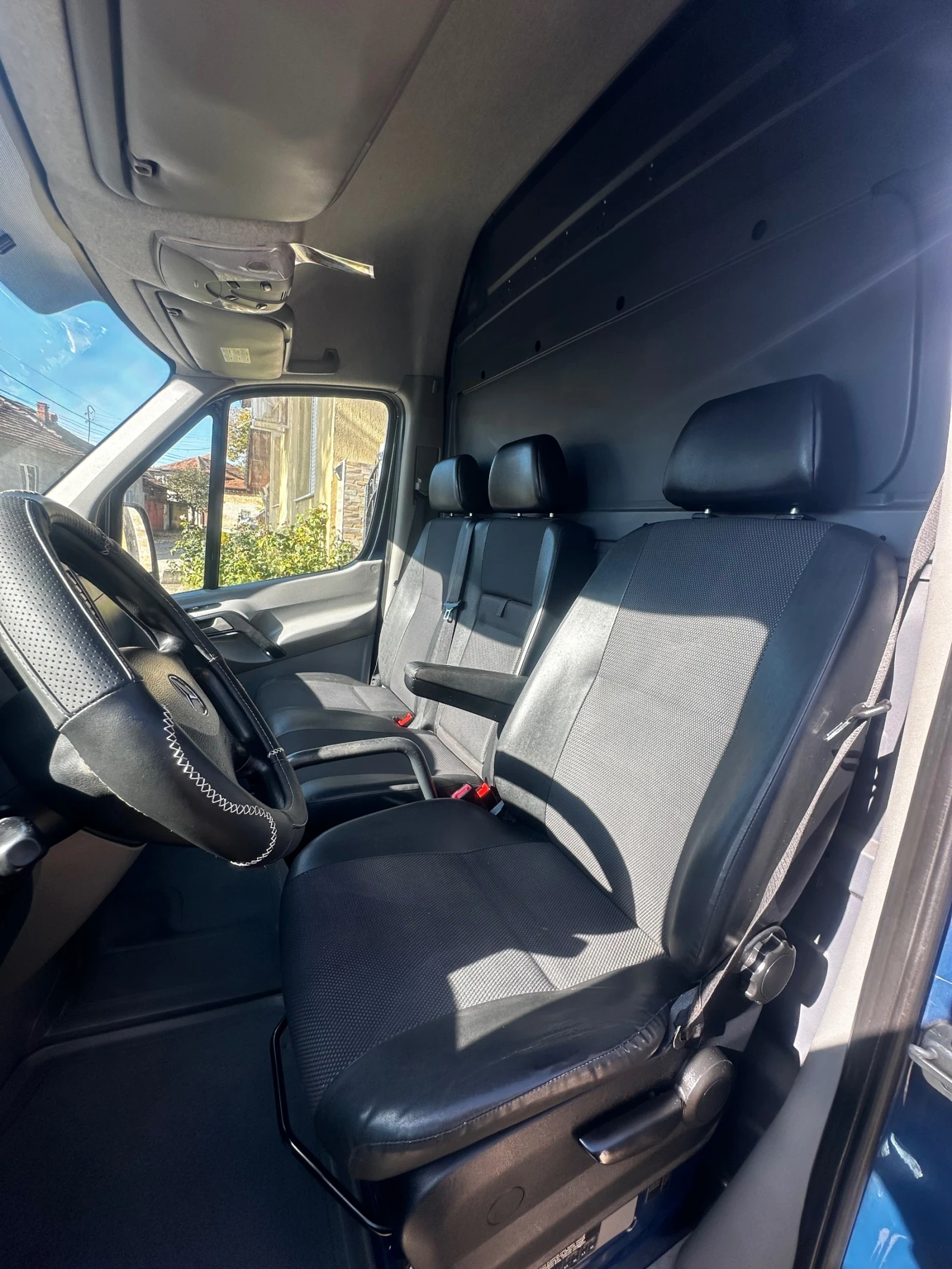 Mercedes-Benz 316  - изображение 10