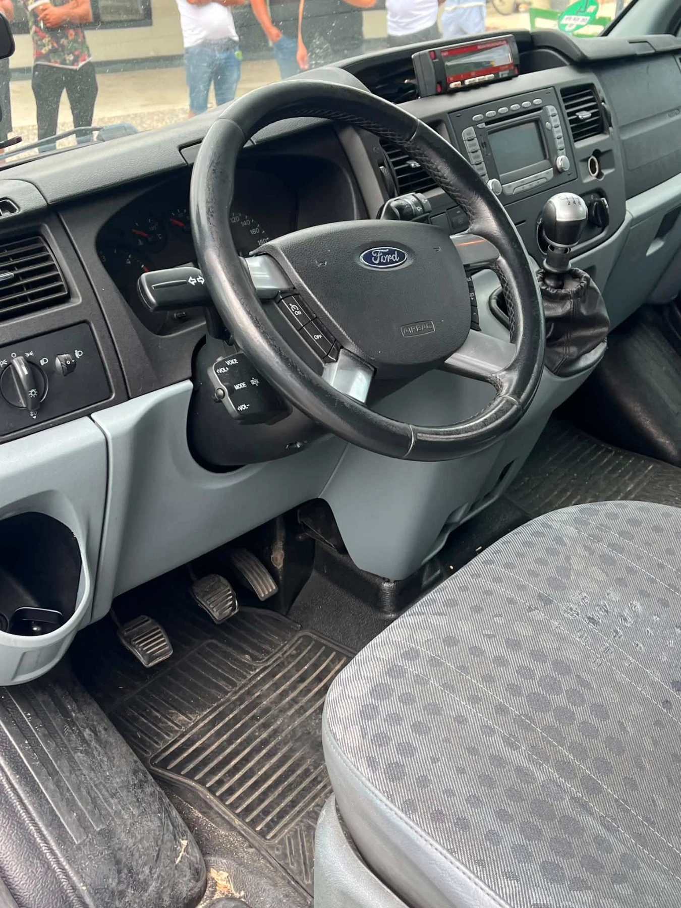 Ford Transit, снимка 4 - Бусове и автобуси - 54879746