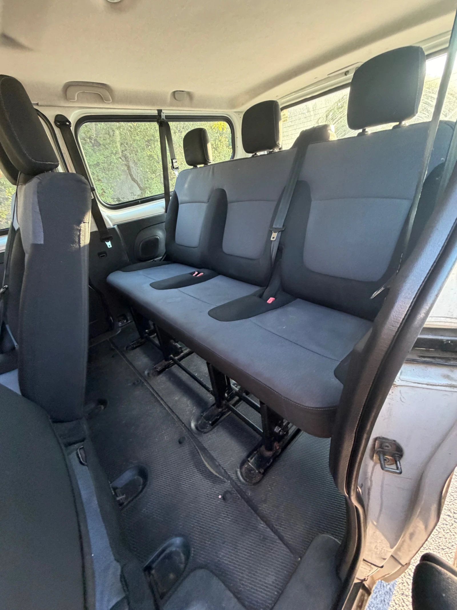 Opel Vivaro 1.6 dci 120hp R9M, снимка 13 - Бусове и автобуси - 56362364