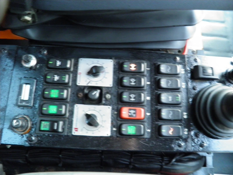 Mercedes-Benz UNIMOG MULTICAR UX100, снимка 10 - Камиони - 52739508