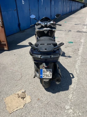 Piaggio X10, снимка 3