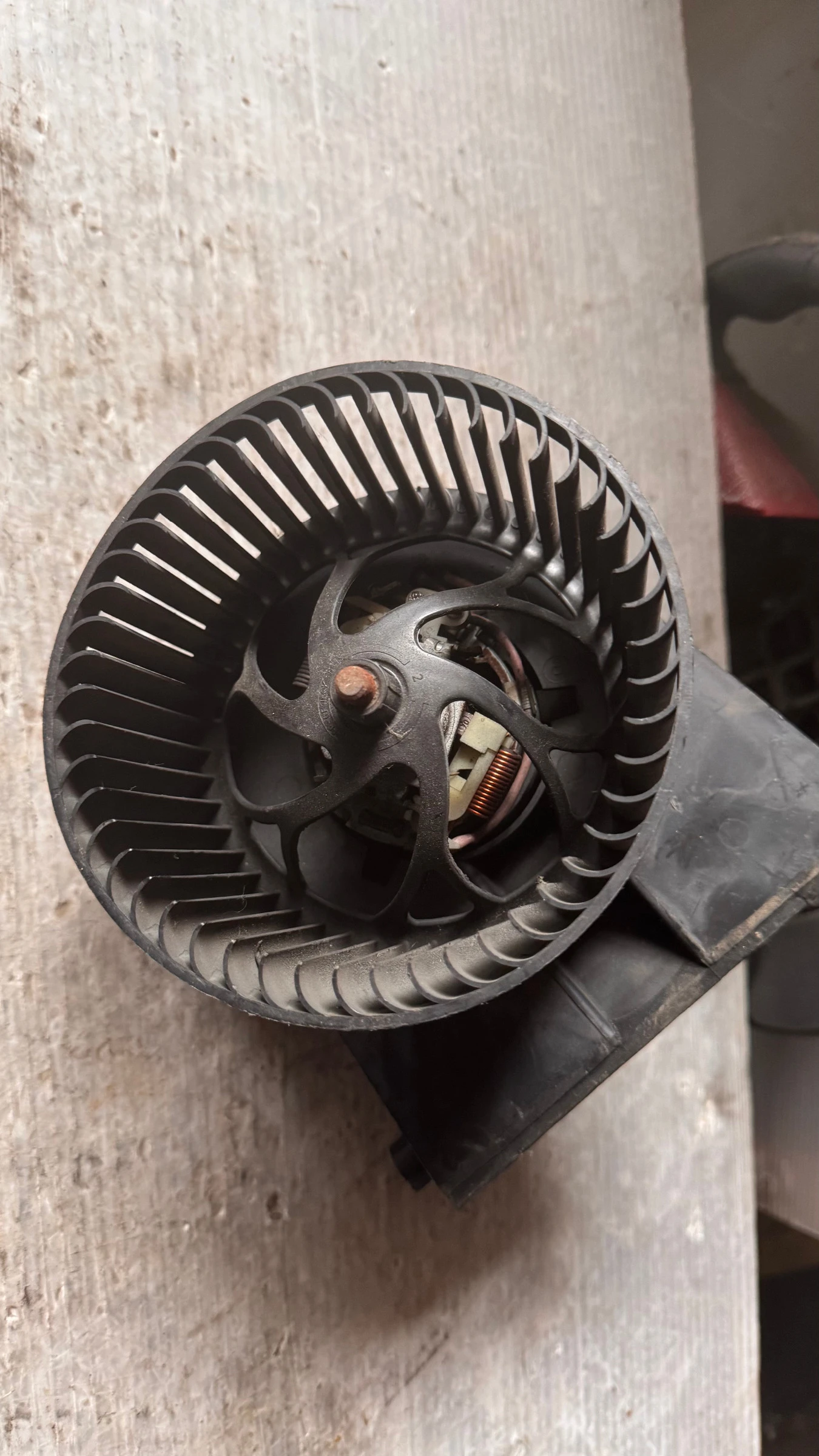     VW Golf - H35  657880 E /  145. 60019. 01 | Mobile.bg   1