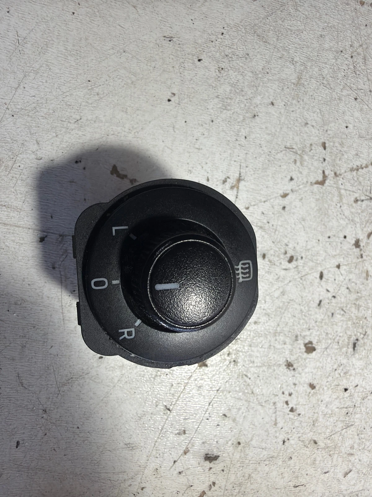 копче огледала 5E0959565B Skoda Octavia