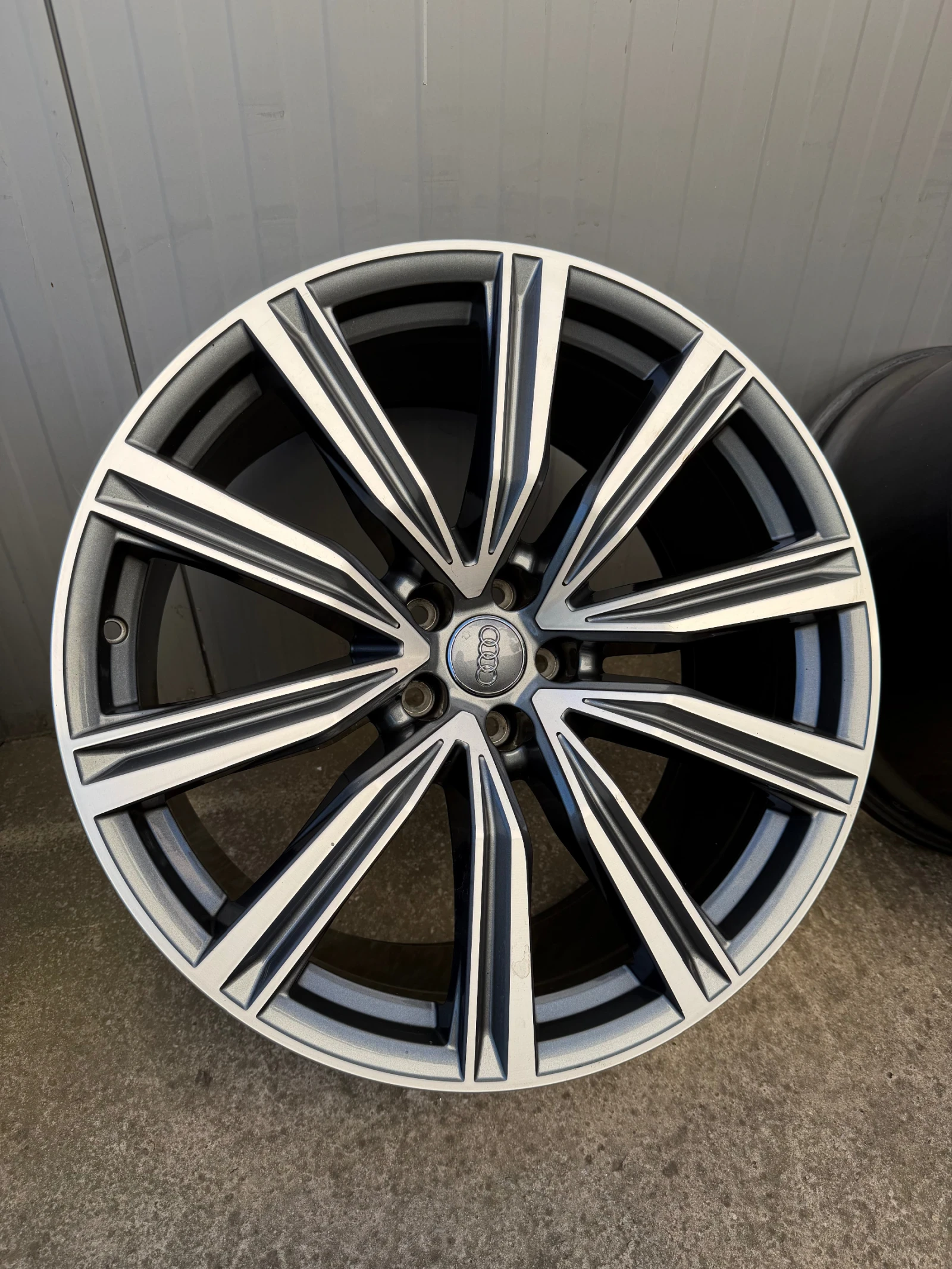 Джанти за Audi, снимка 3 - Гуми и джанти - 54580442